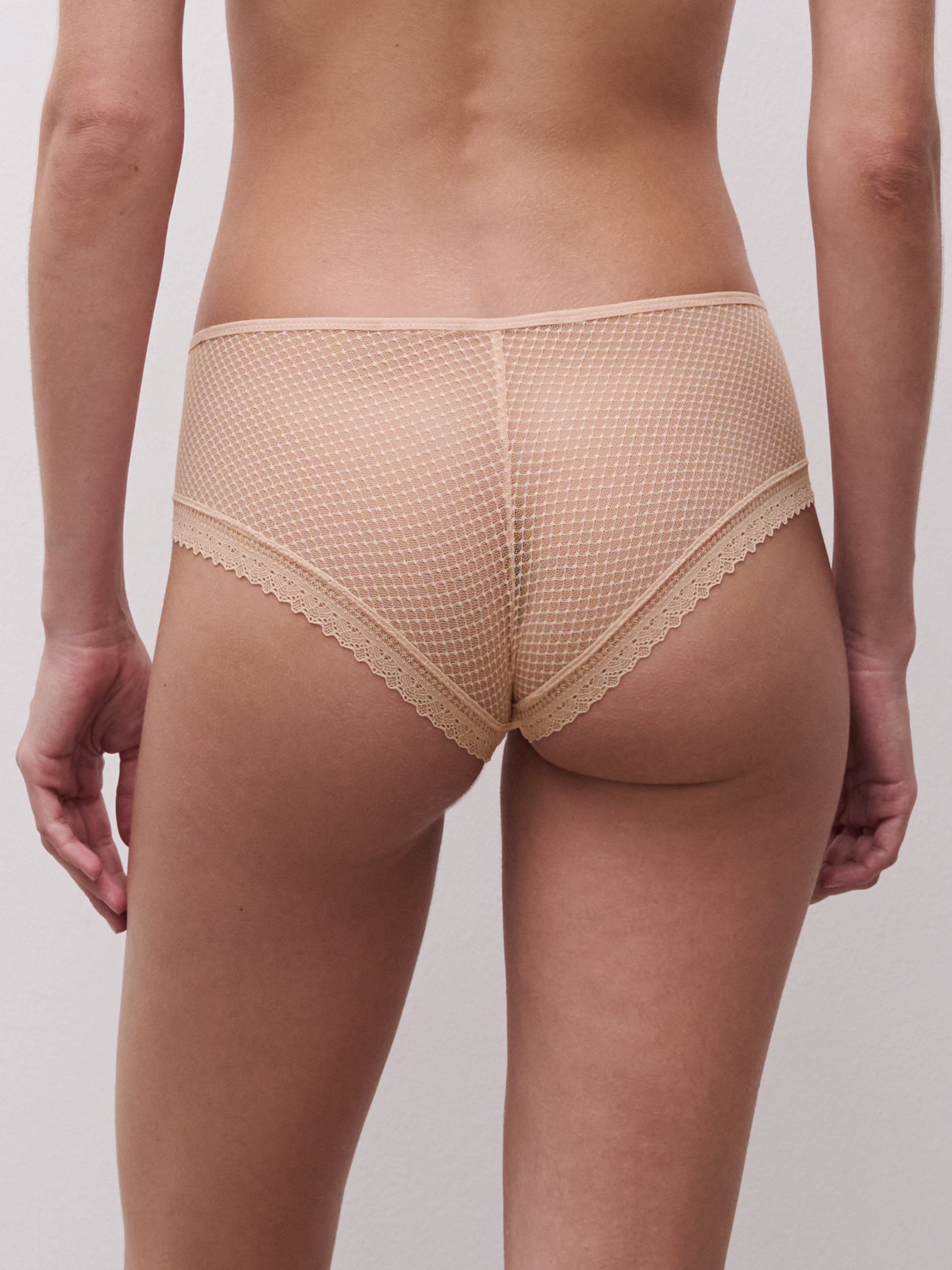 A La Belle Etoile lace shorts CHANTELLE Beige