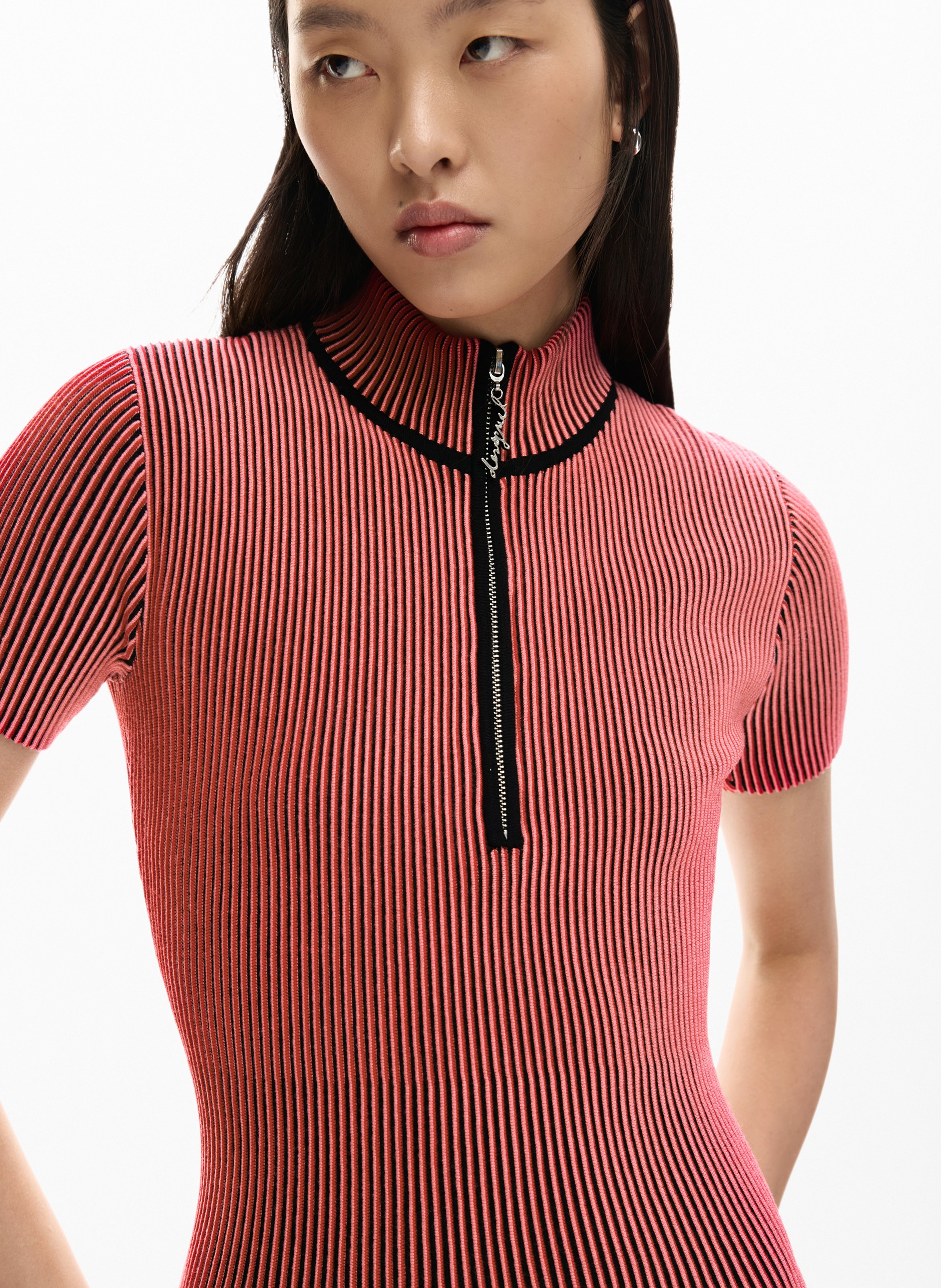 Robe courte col rond  DESIGUAL Rouge