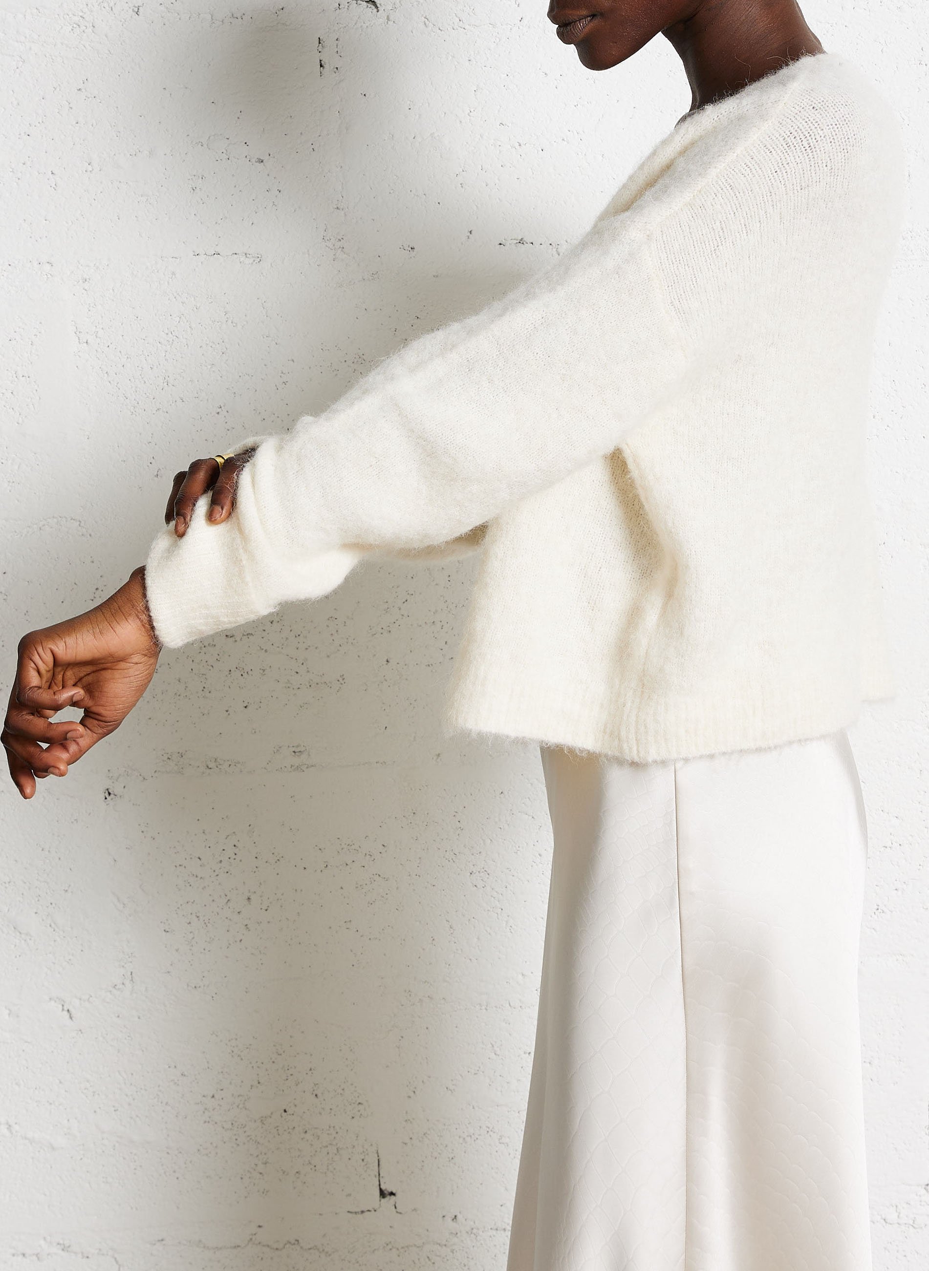 Oversized V-neck sweater AMERICAN VINTAGE Beige