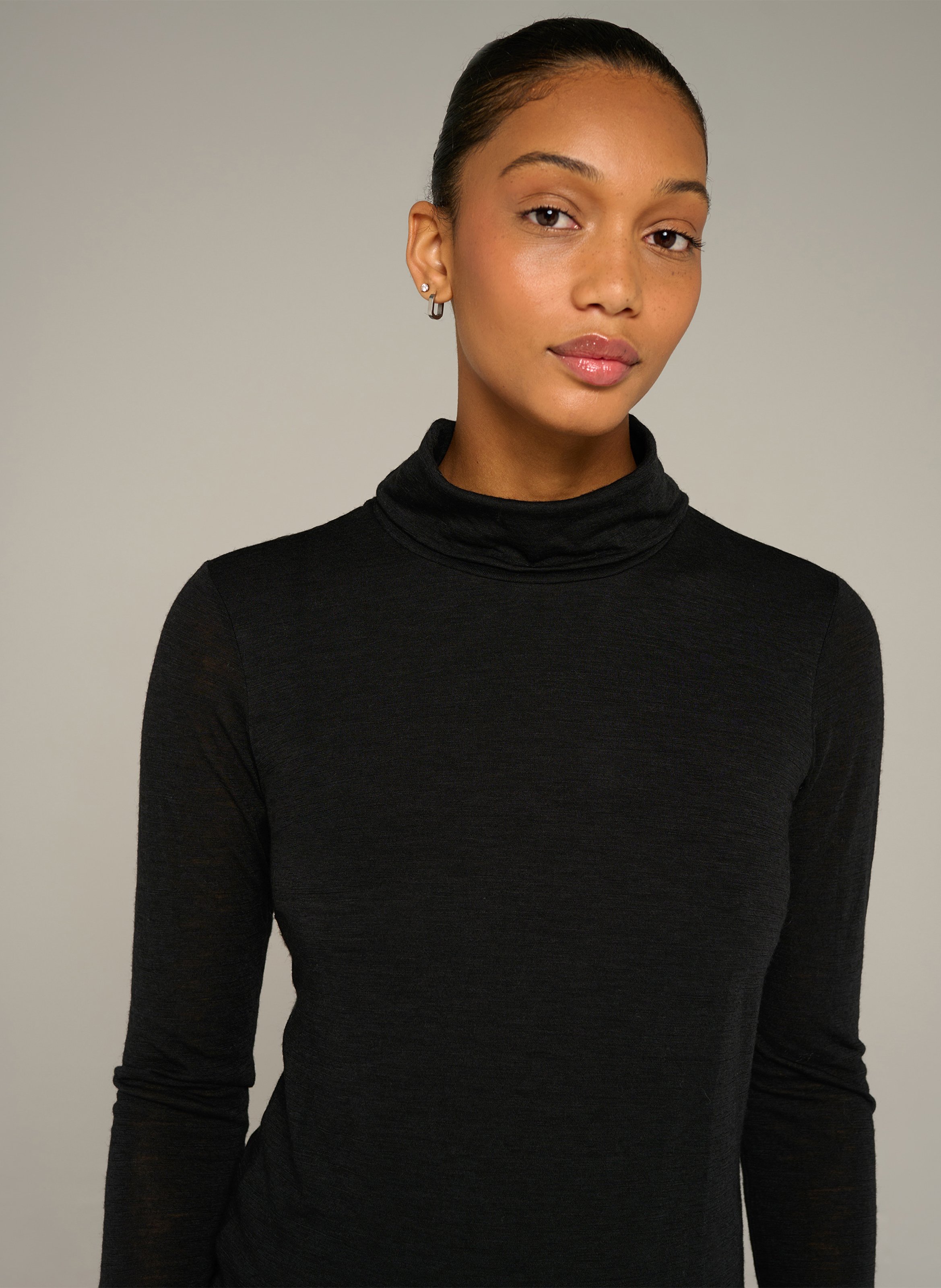 Langarm Rollkragen T-Shirt | Schwarz COTELAC ACOTE Damen