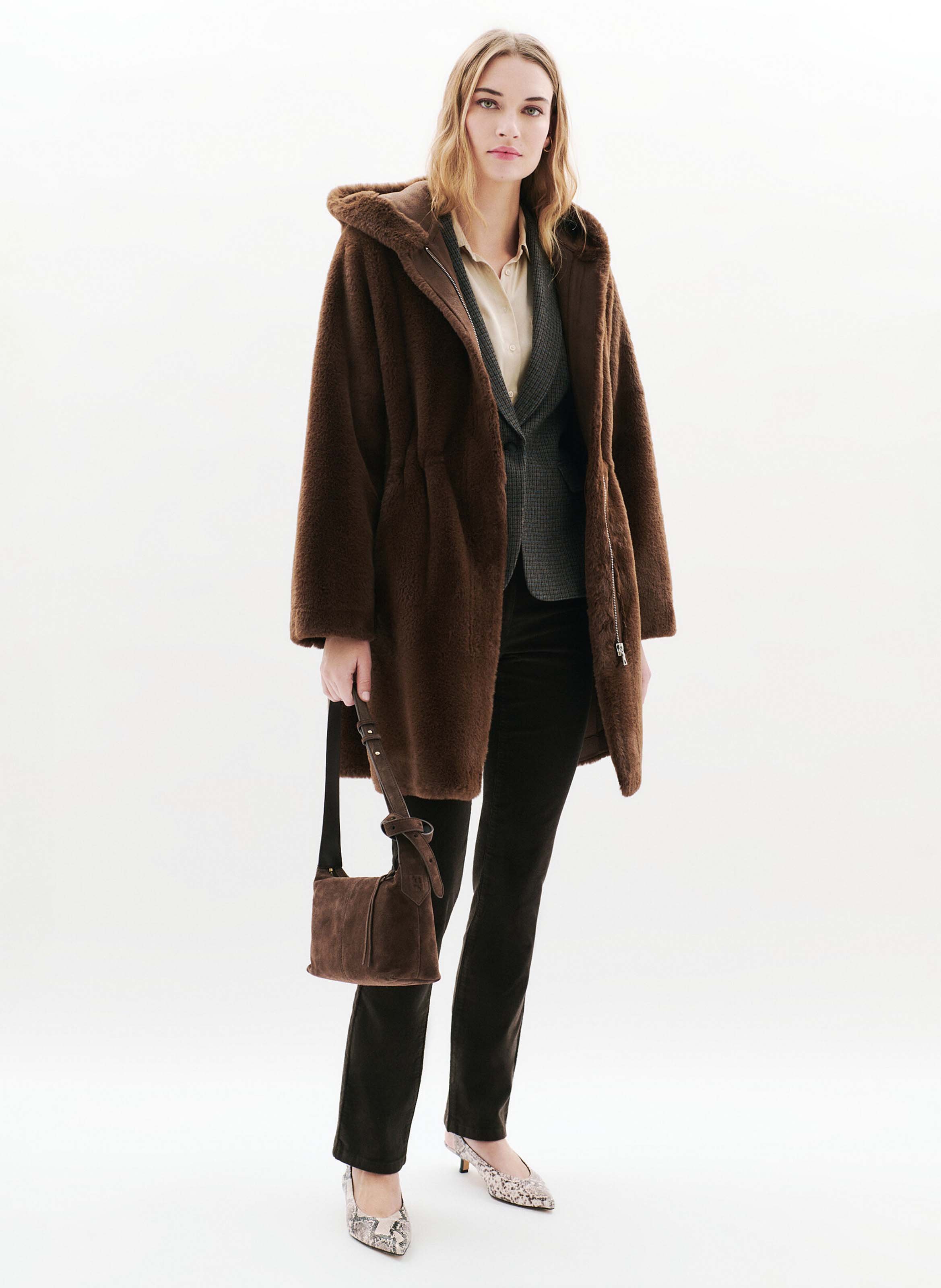 Manteau cintré effet fourrure à capuche CAROLL Marron