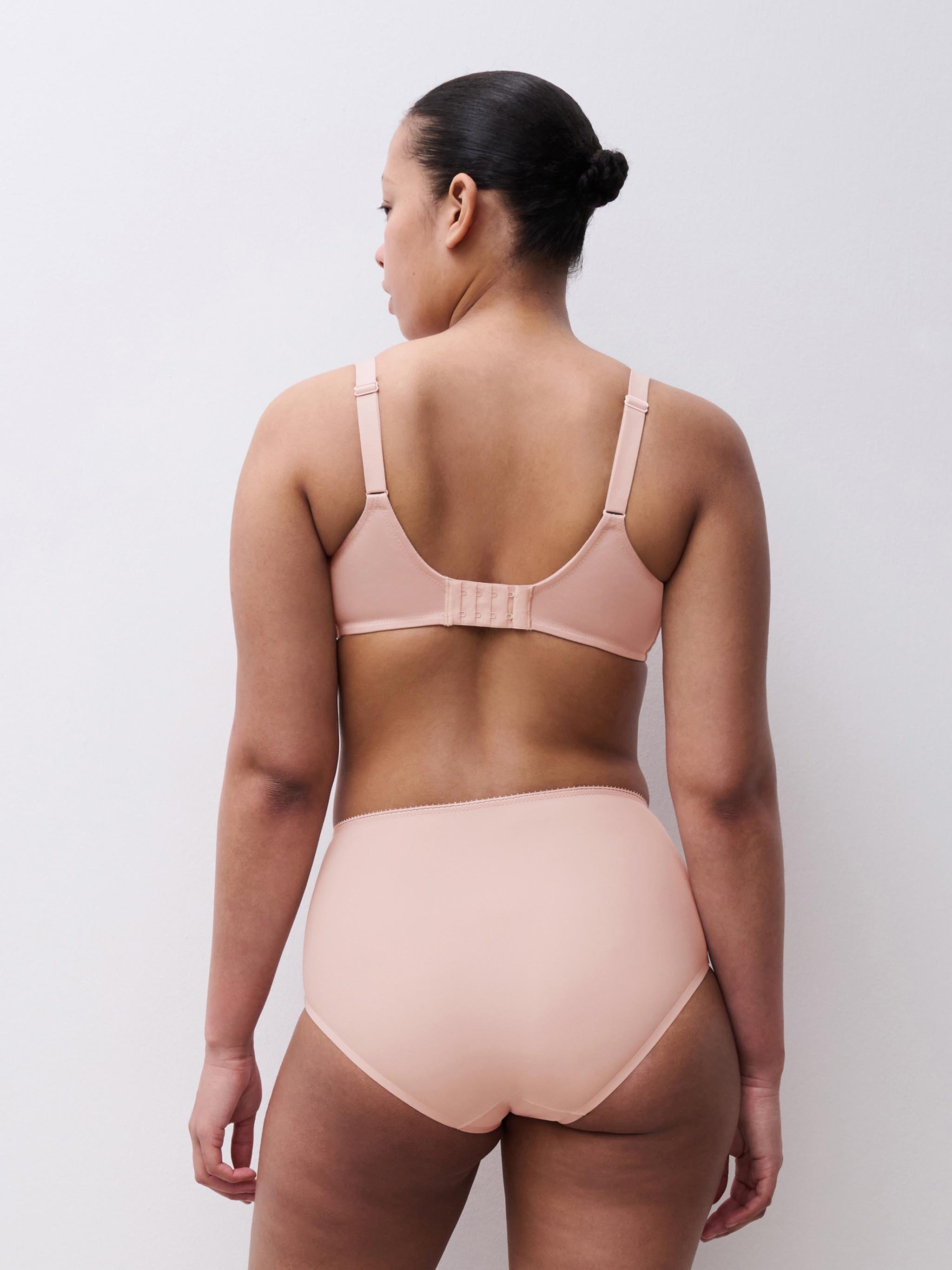 Very supportive embroidered bra | Beige CHANTELLE Women