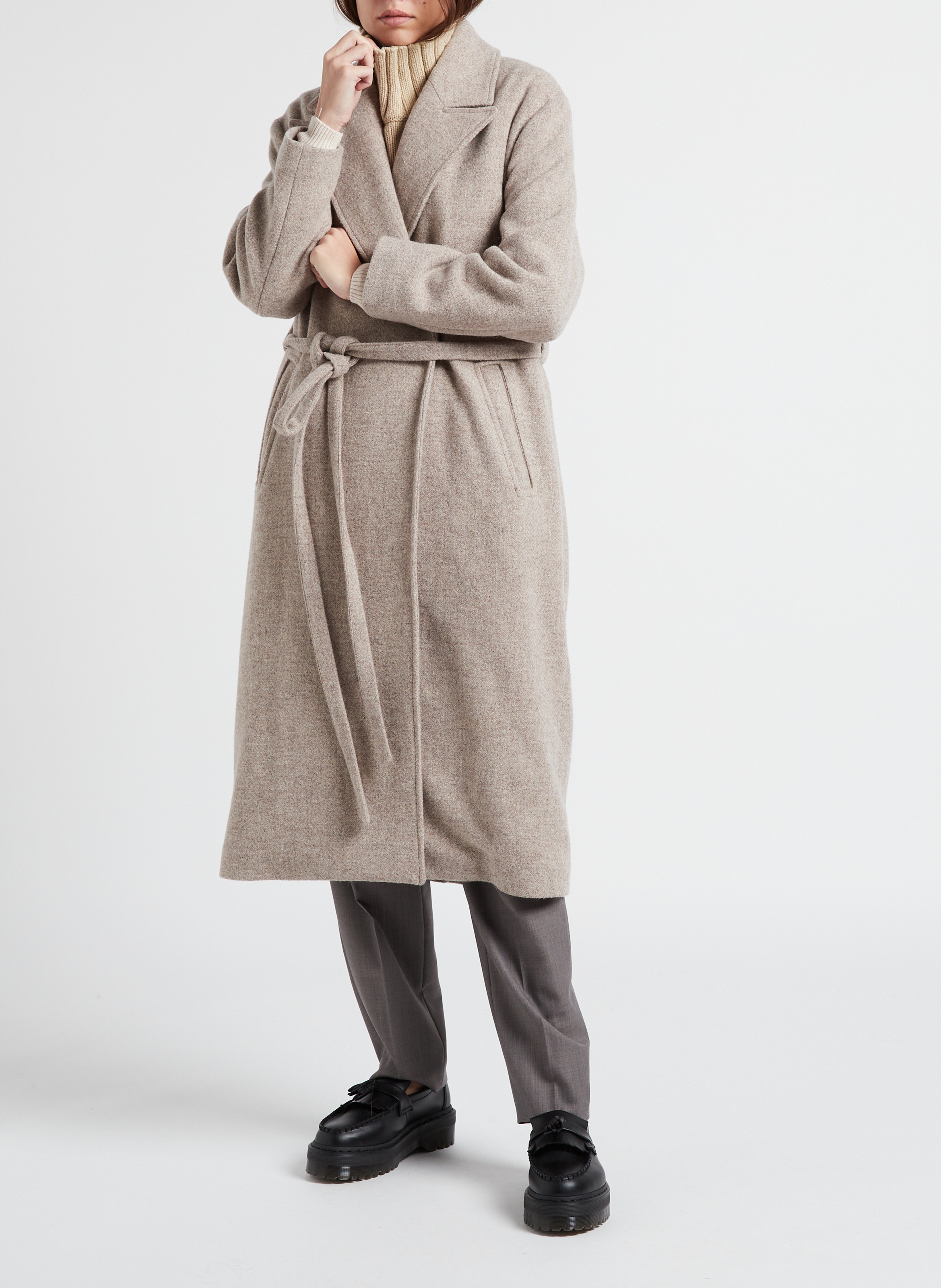 Wollmantel mit Reverskragen und Gürtel VALENTINE GAUTHIER Beige