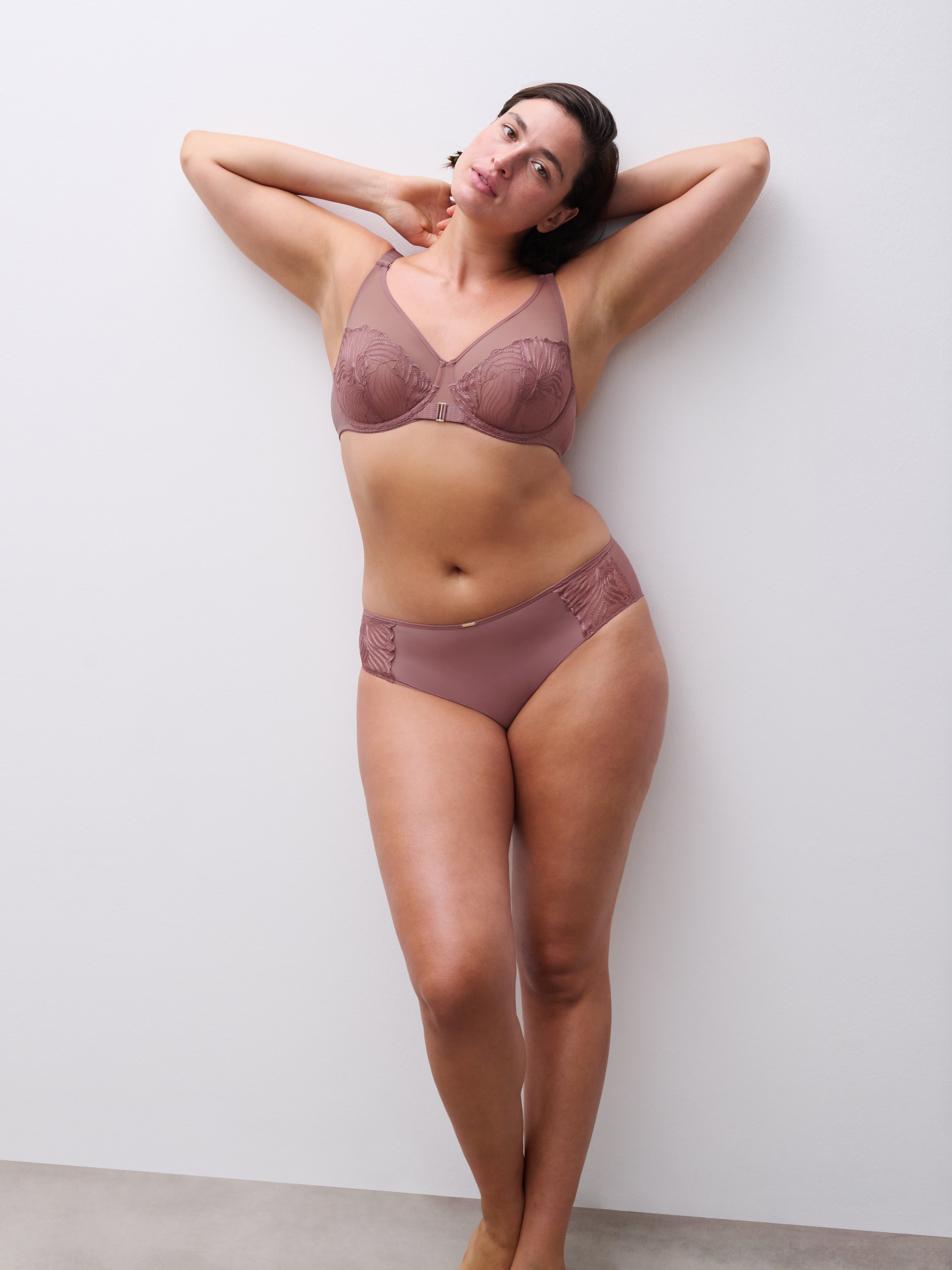 Very supportive embroidered bra CHANTELLE Brown