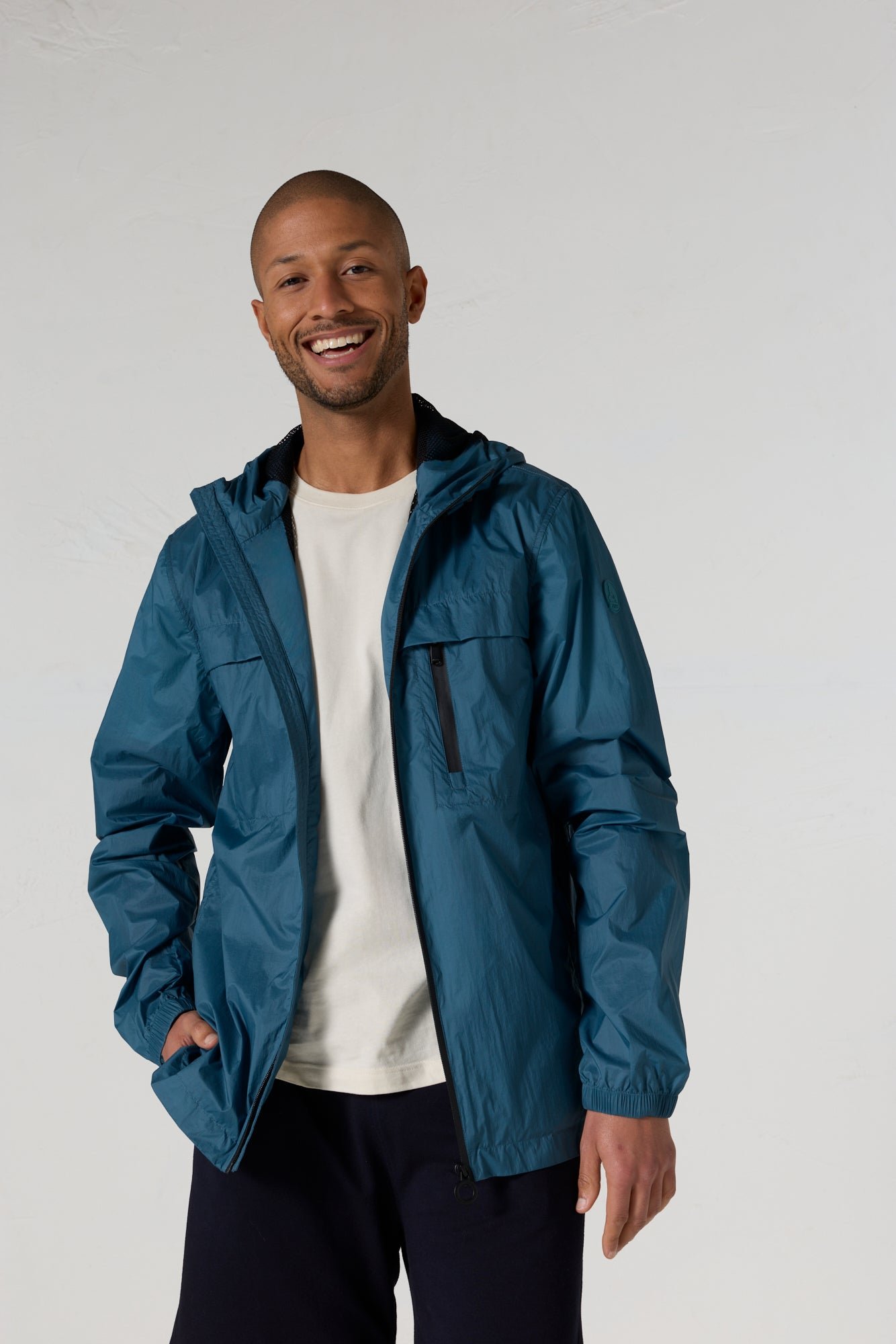 Light packable windbreaker Larry JOTT Blue