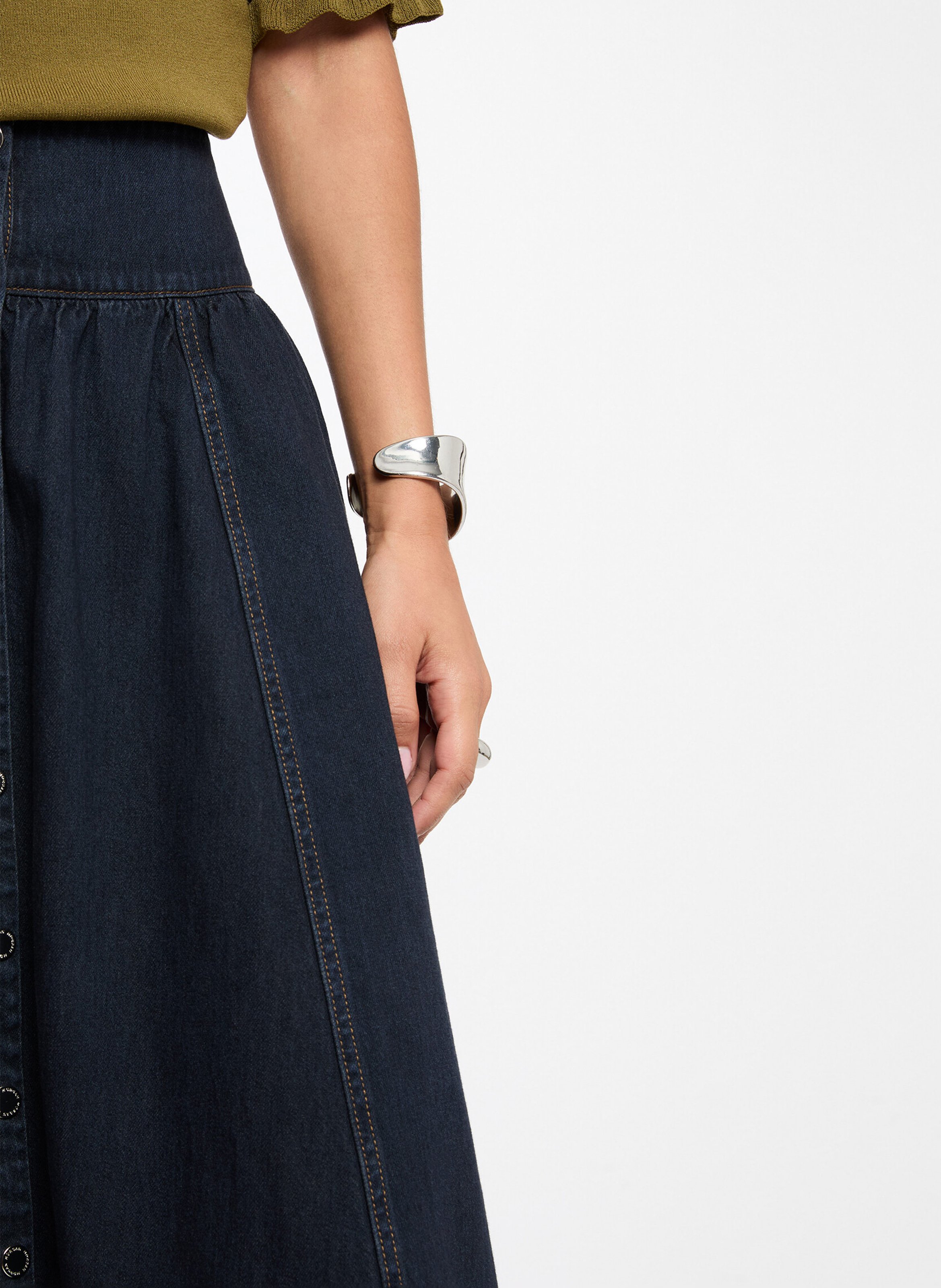 Ausgestellter langer Jeansrock mit Knopfleiste MORGAN Blau