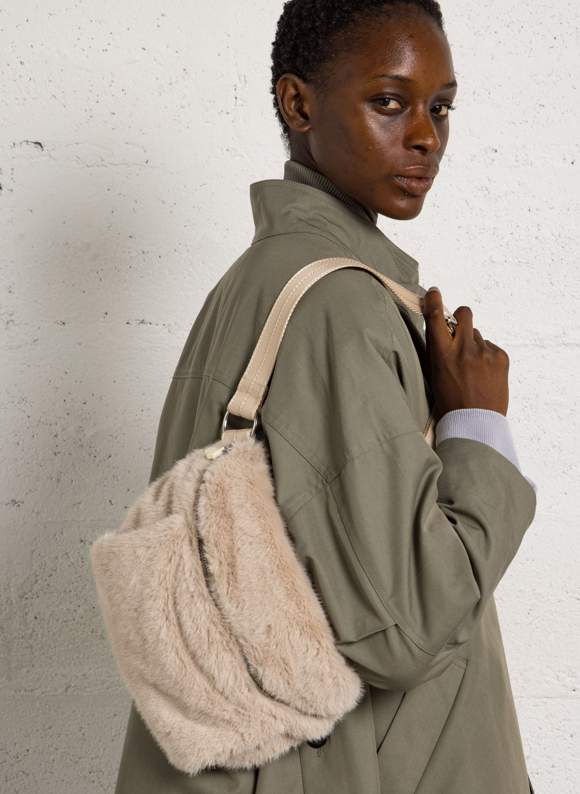Faux fur bum bag BELLEROSE White