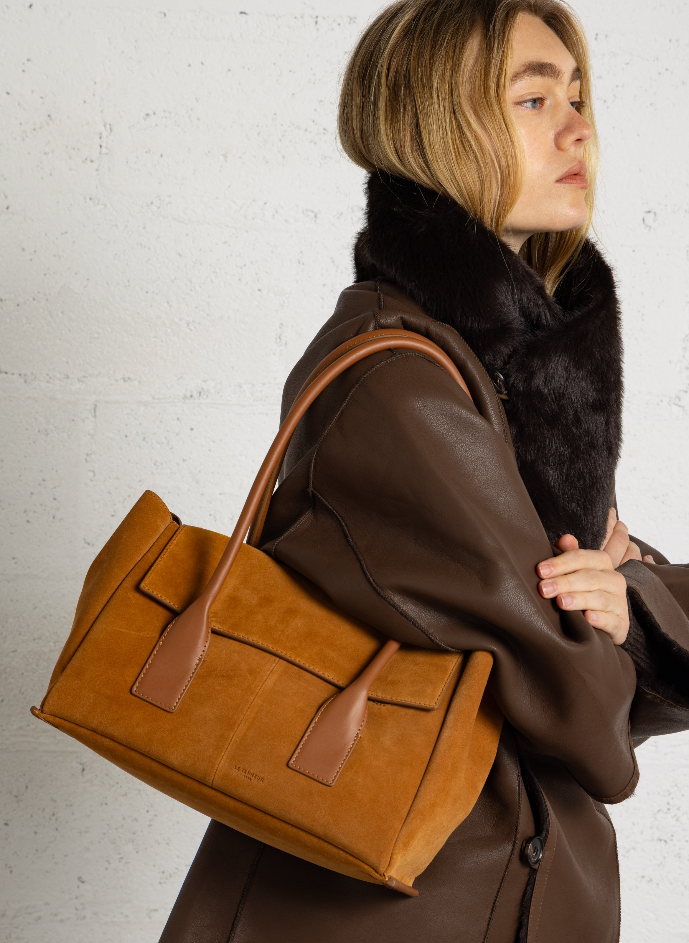 Schultertasche aus Leder LE TANNEUR Braun