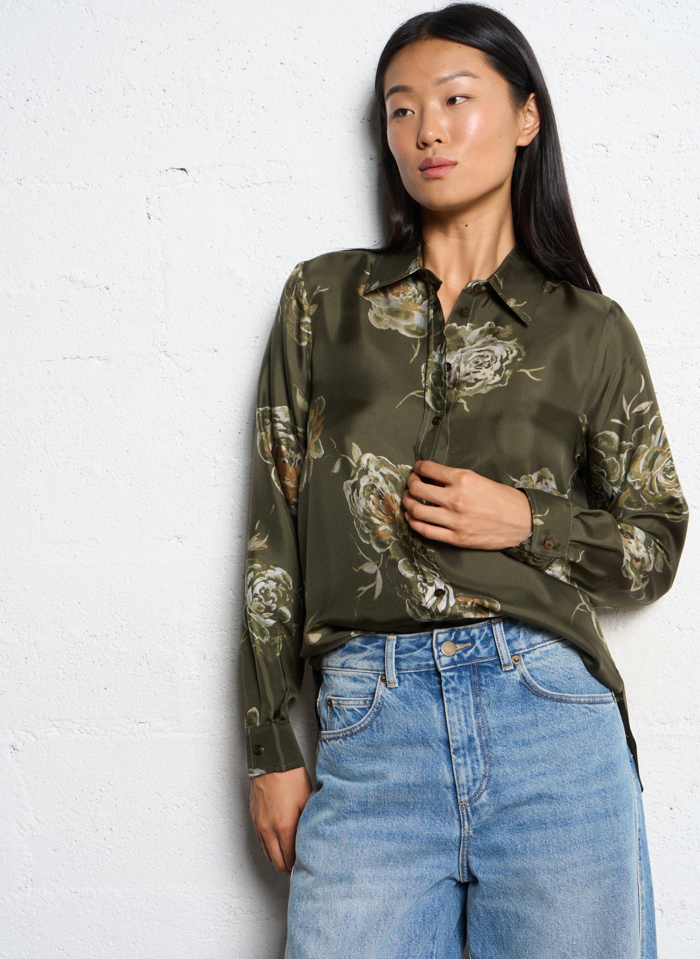 Chemise fluide fleurie en soie MOMONI Vert