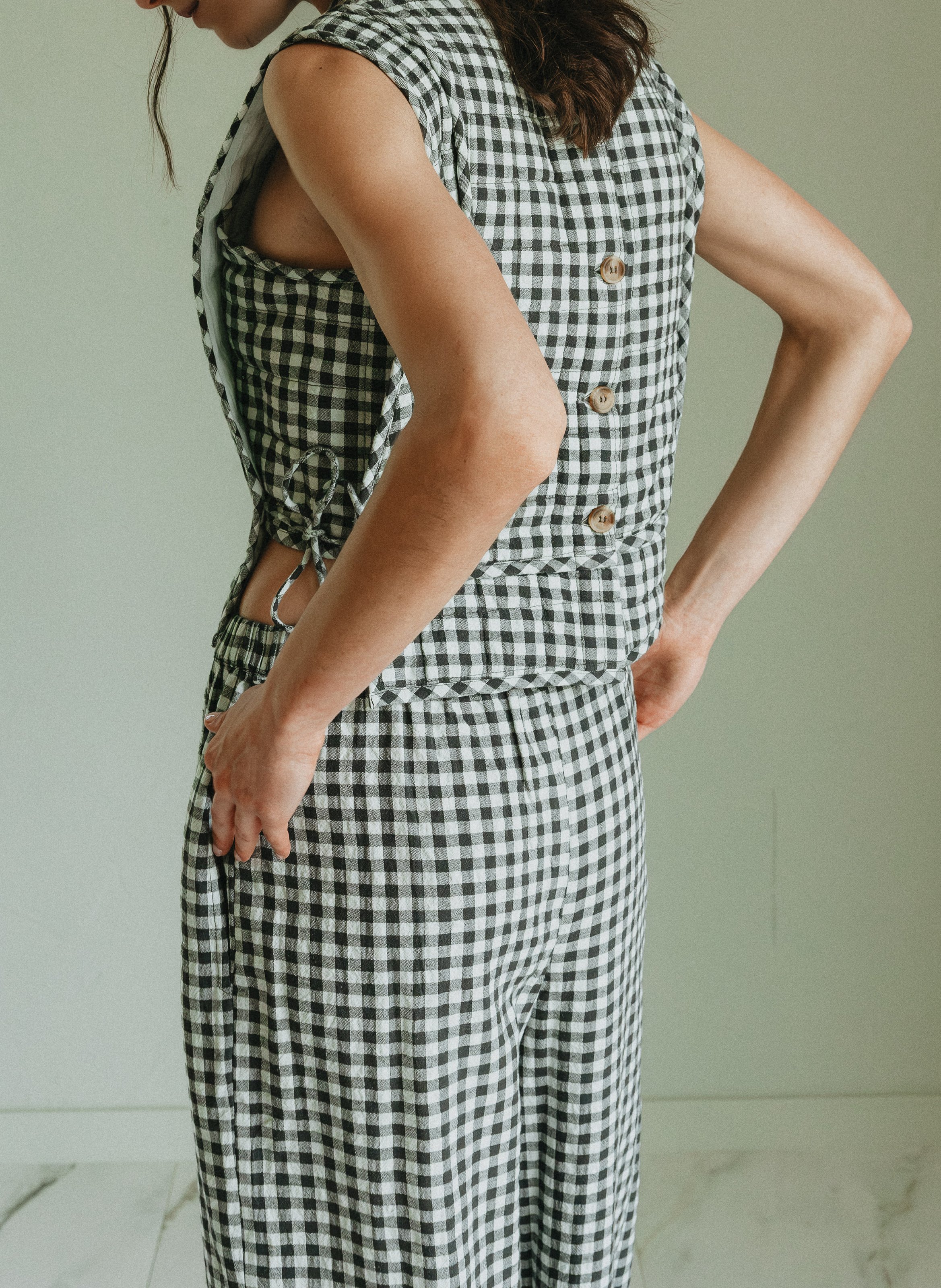 Kariertes Rundhals-Top INDI & COLD Grun