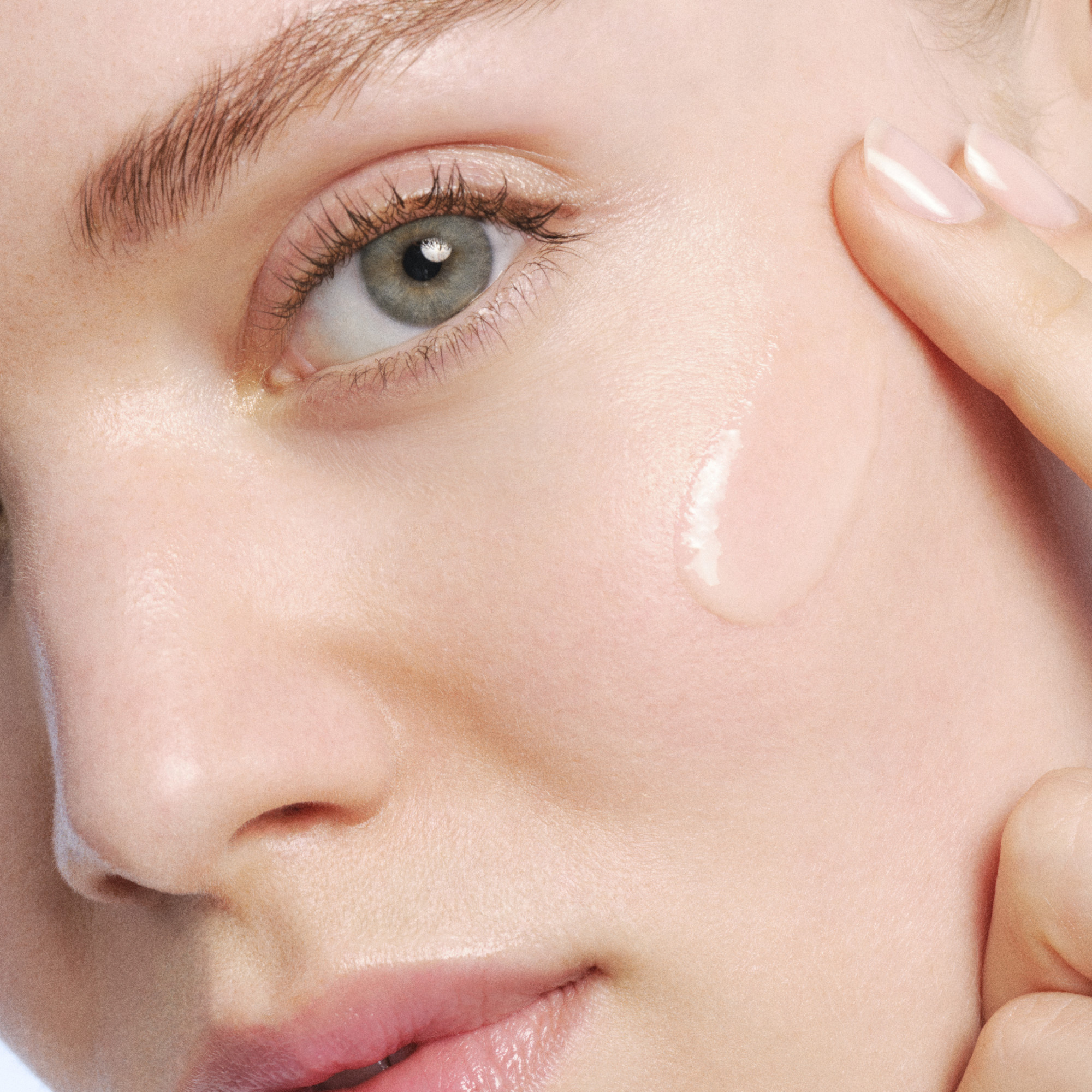 Double essence effet peeling & illuminatrice LANCÔME No color