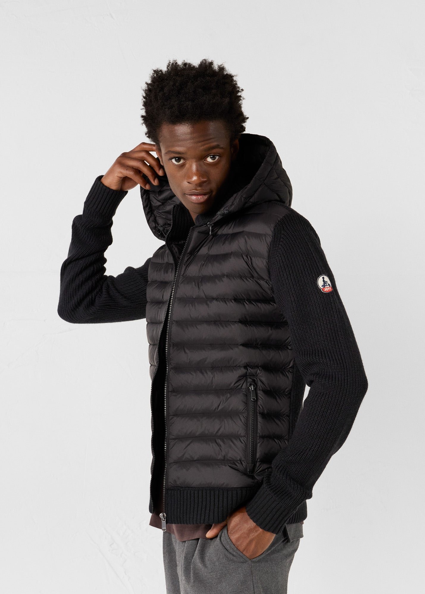 Two-tone jumping down jacket JOTT Black