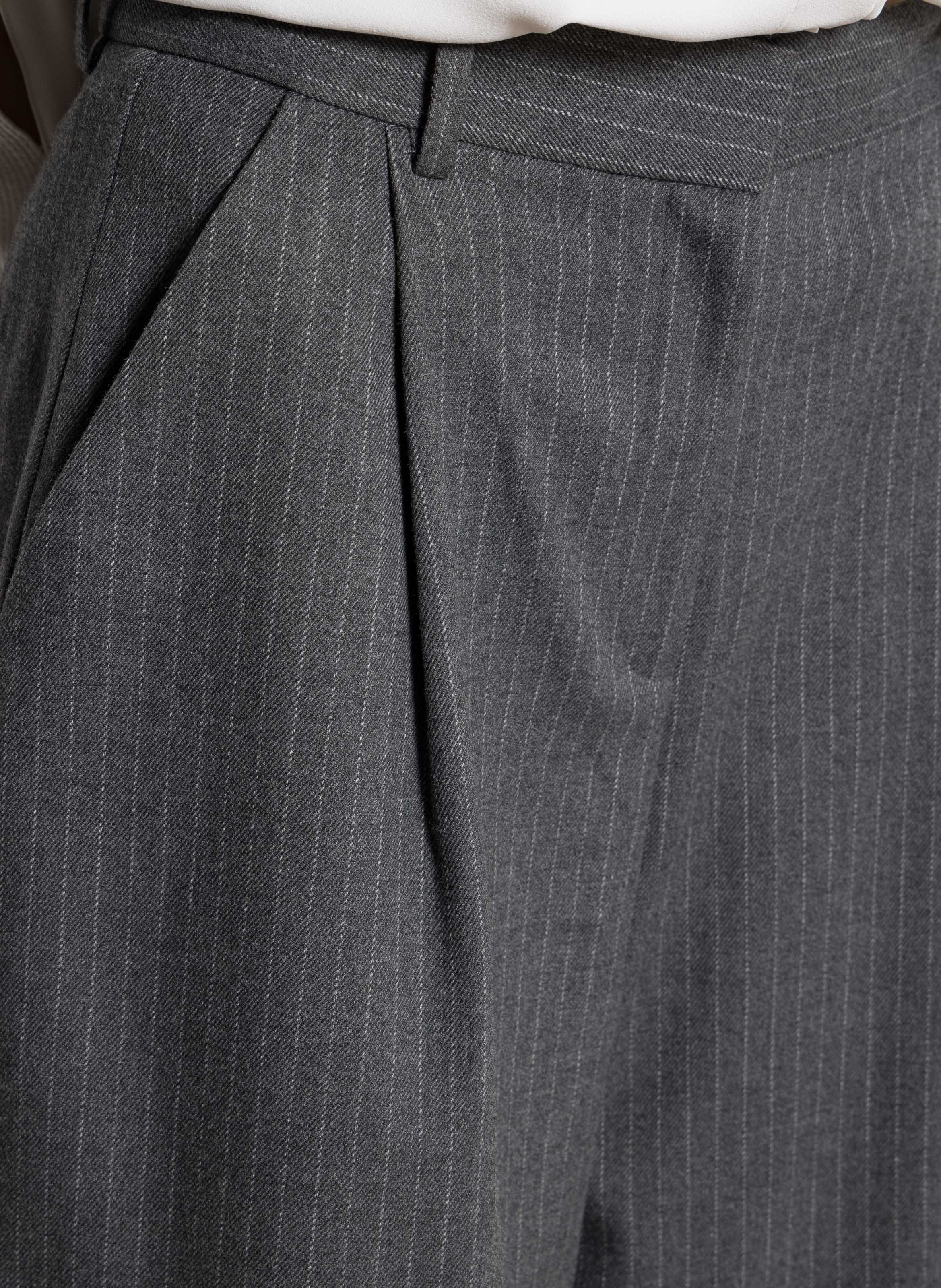 Straight Striped Bermuda Shorts Grey