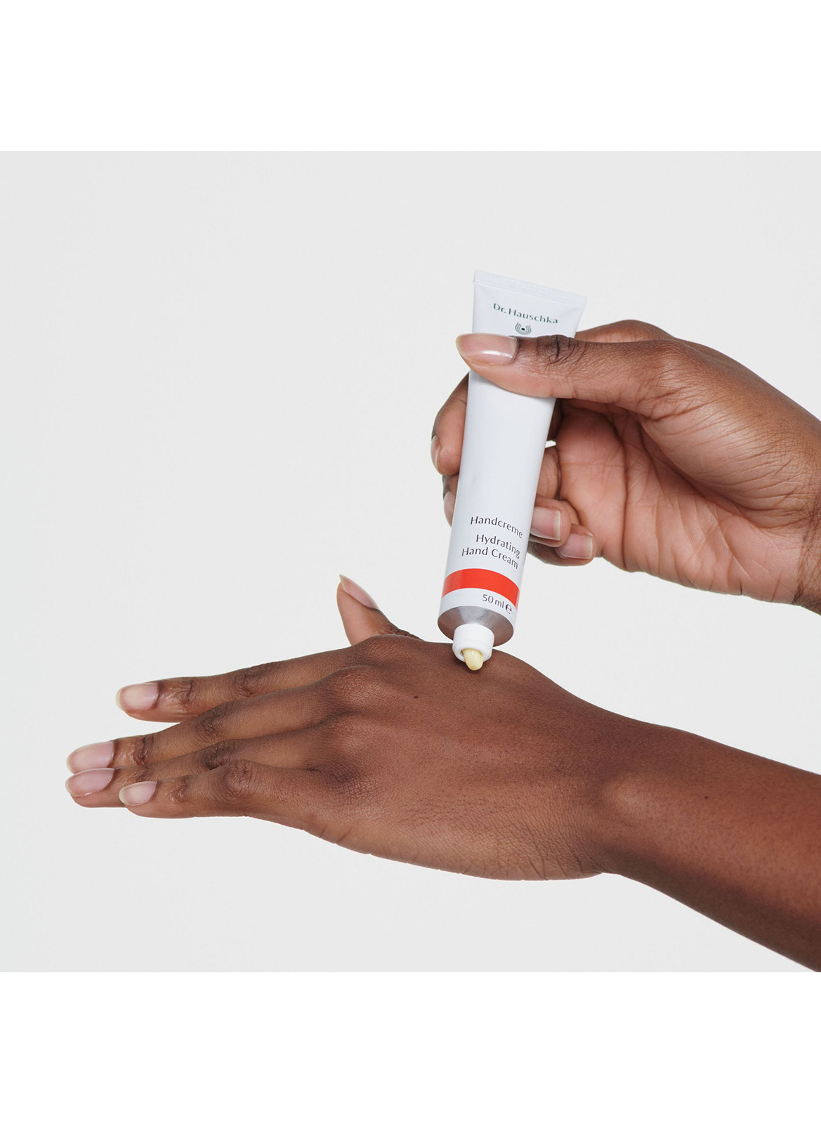 Crème pour les Mains DR. HAUSCHKA No color