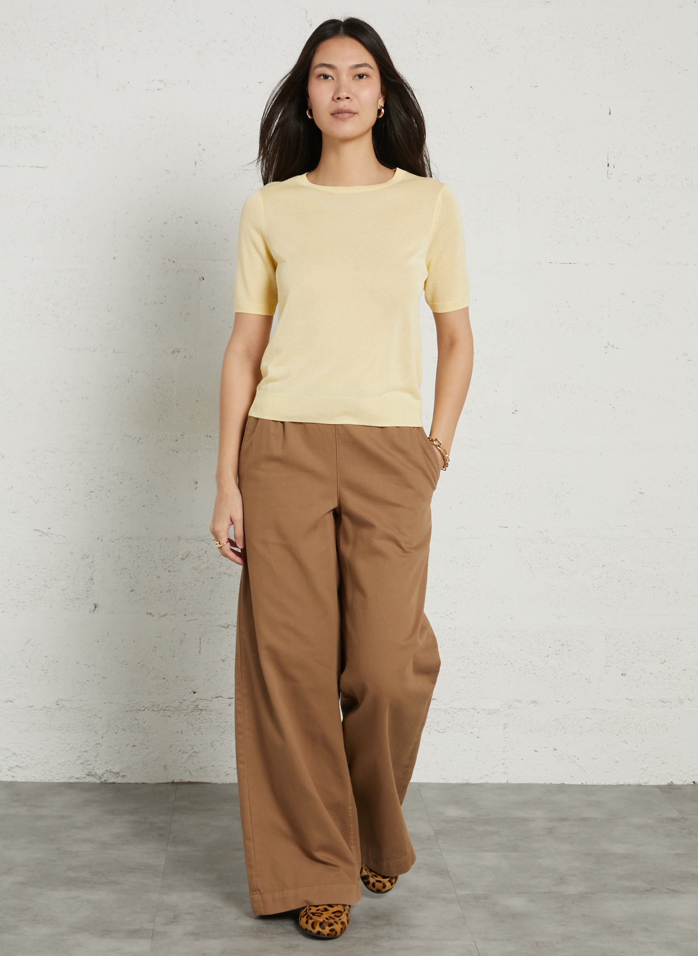 Short-sleeved knit sweater in solid fine knit MAISON 123 Yellow