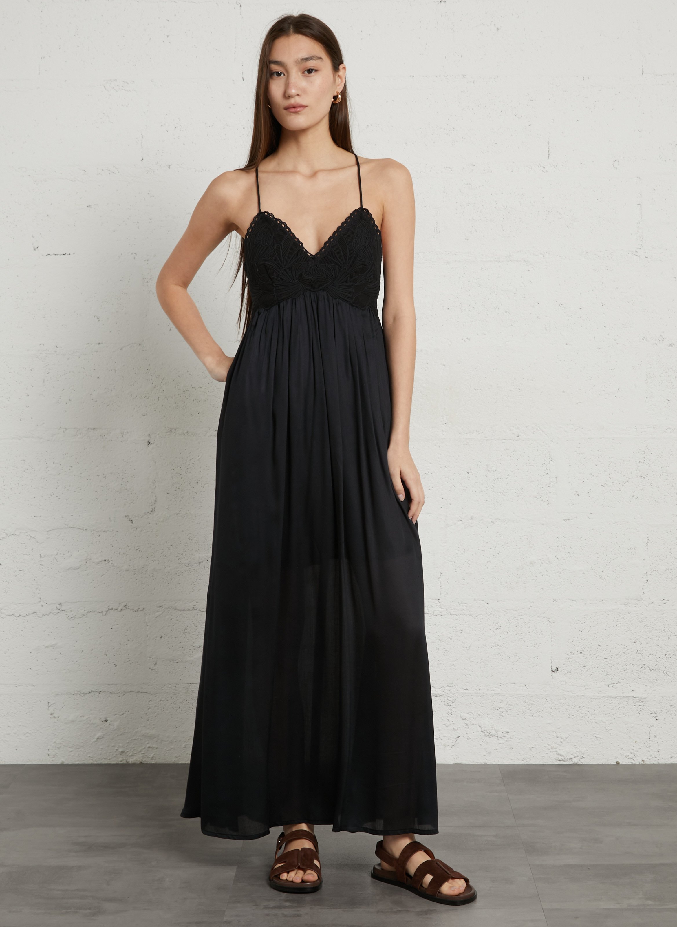 Lange, uitlopende jurk LOUISE MISHA Zwart