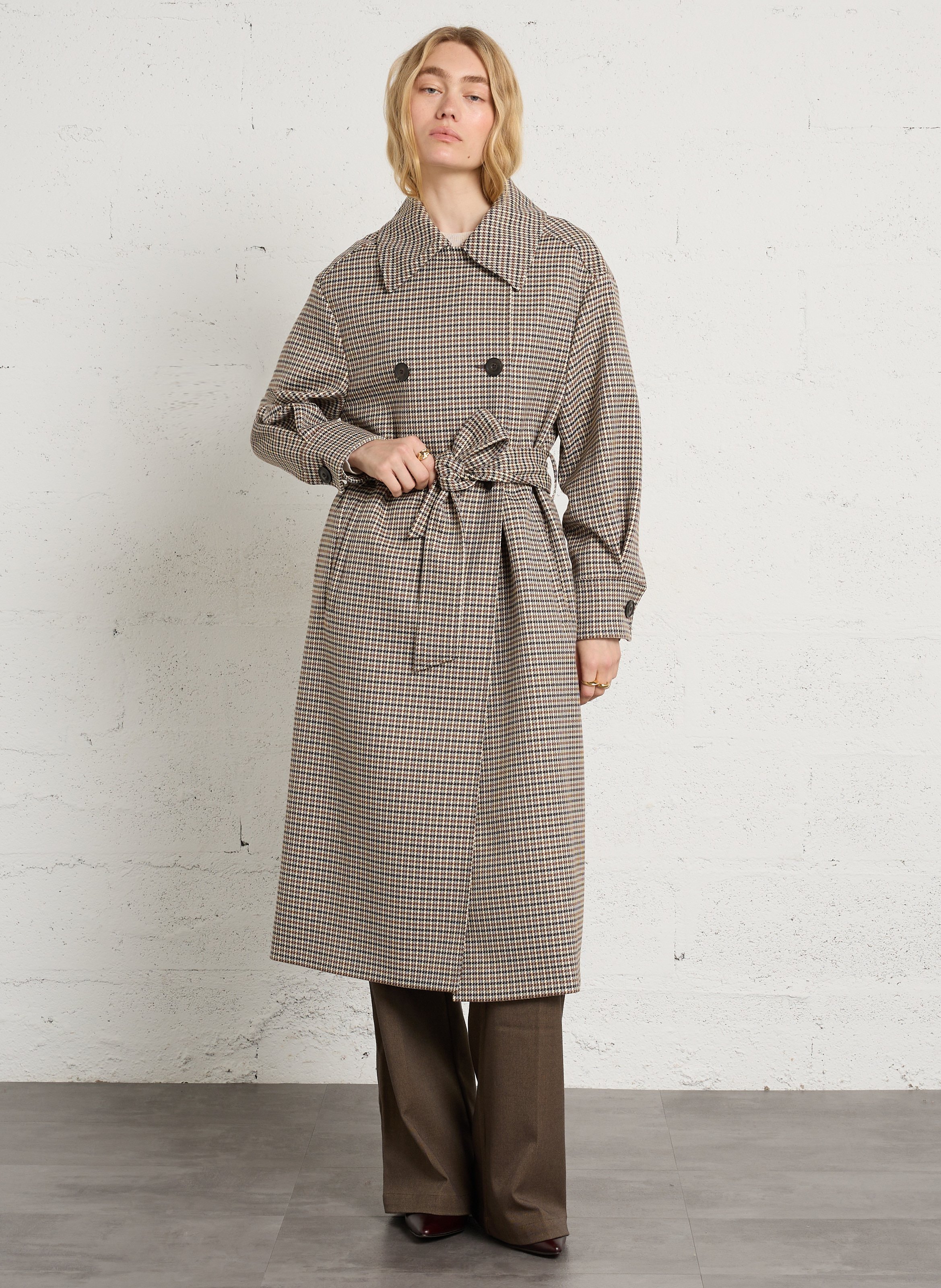 Long classic-collar coat in a houndstooth pattern MAISON 123 White