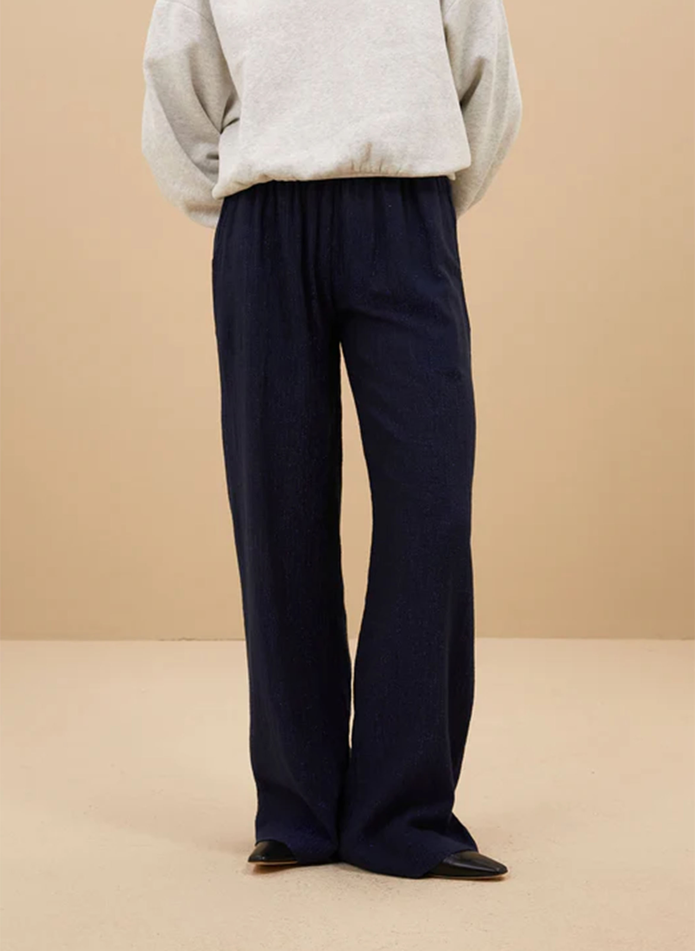 Rechte, soepelvallende broek BY BAR Blauw