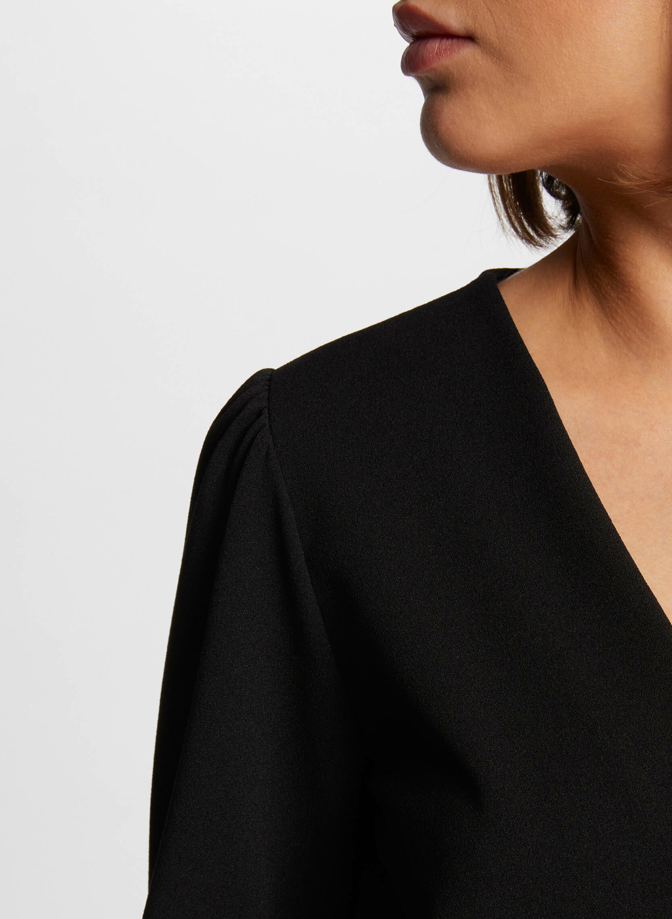 Korte jurk met overslaghals MORGAN Zwart