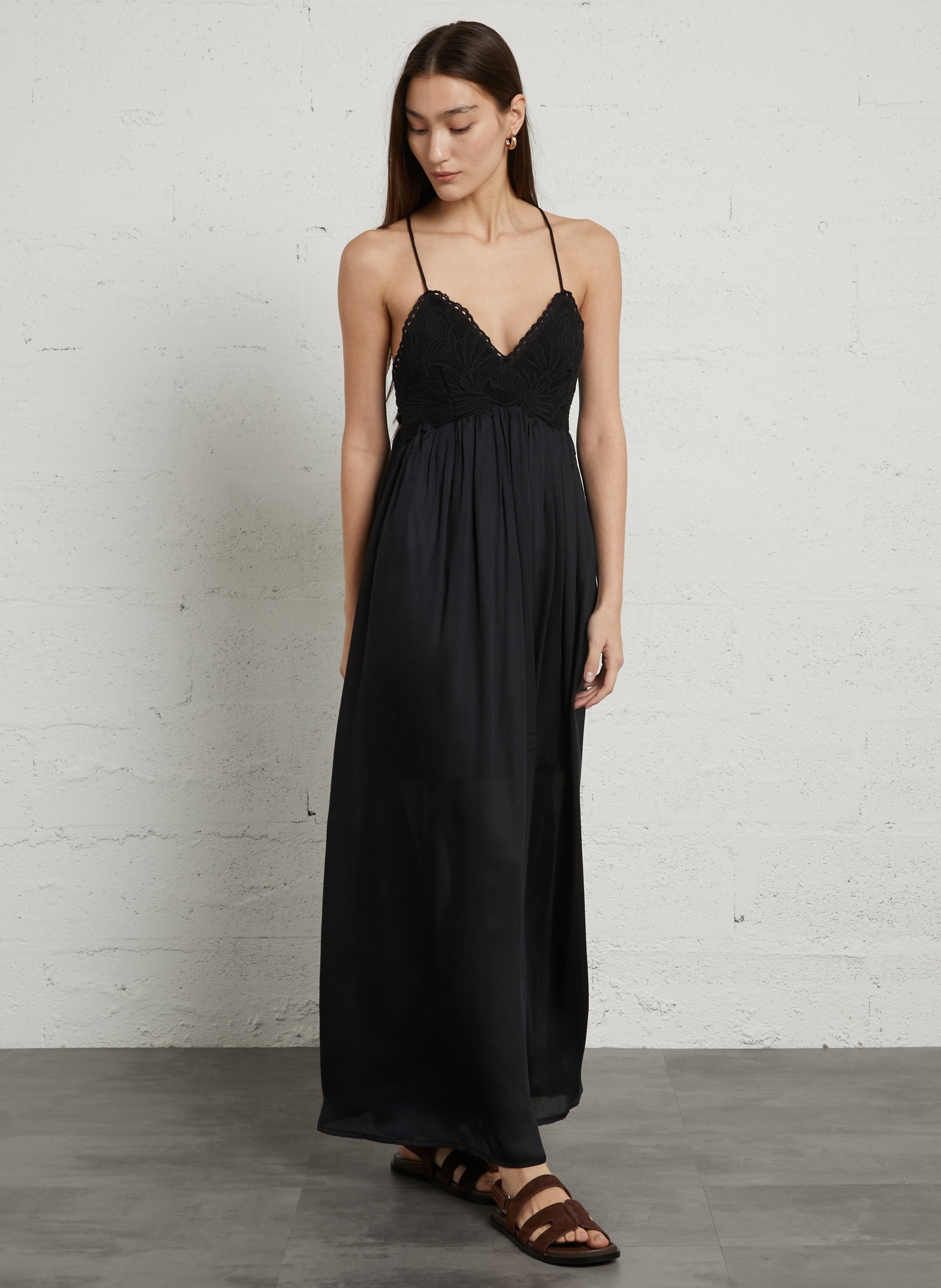 Lange, uitlopende jurk LOUISE MISHA Zwart