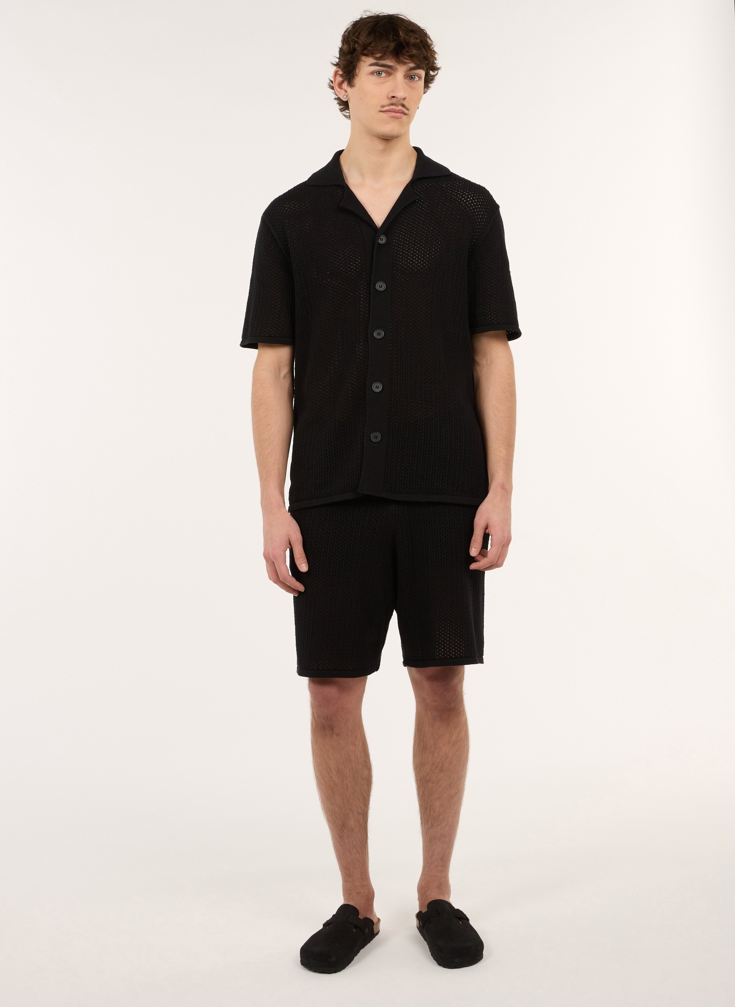 Gerade geschnittene Baumwollshorts SAISON 1865 Schwarz