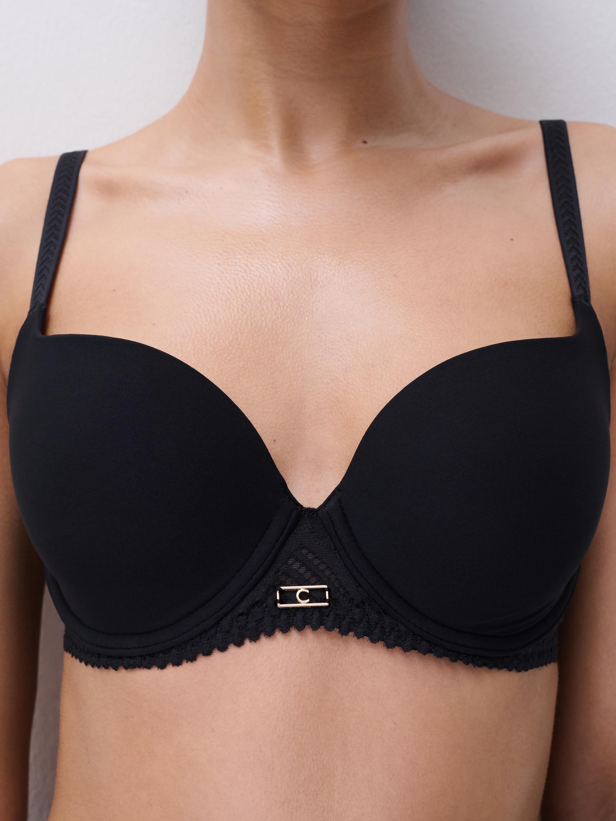 Full-cup bra CHANTELLE Black