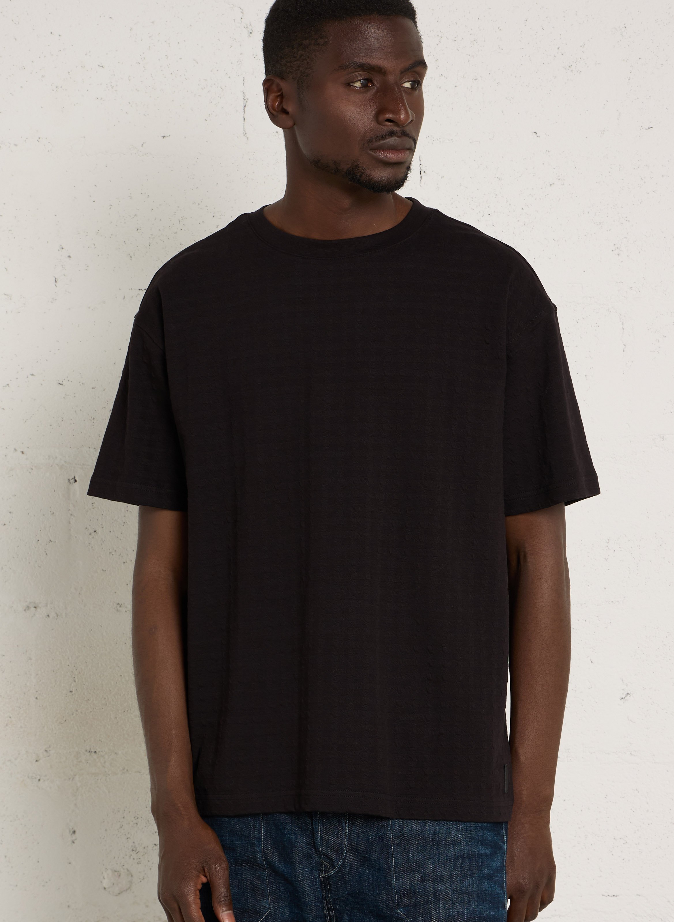 Gerader Rundhalsausschnitt T-Shirt aus Stretch-Baumwolle LE TEMPS DES CERISES Schwarz