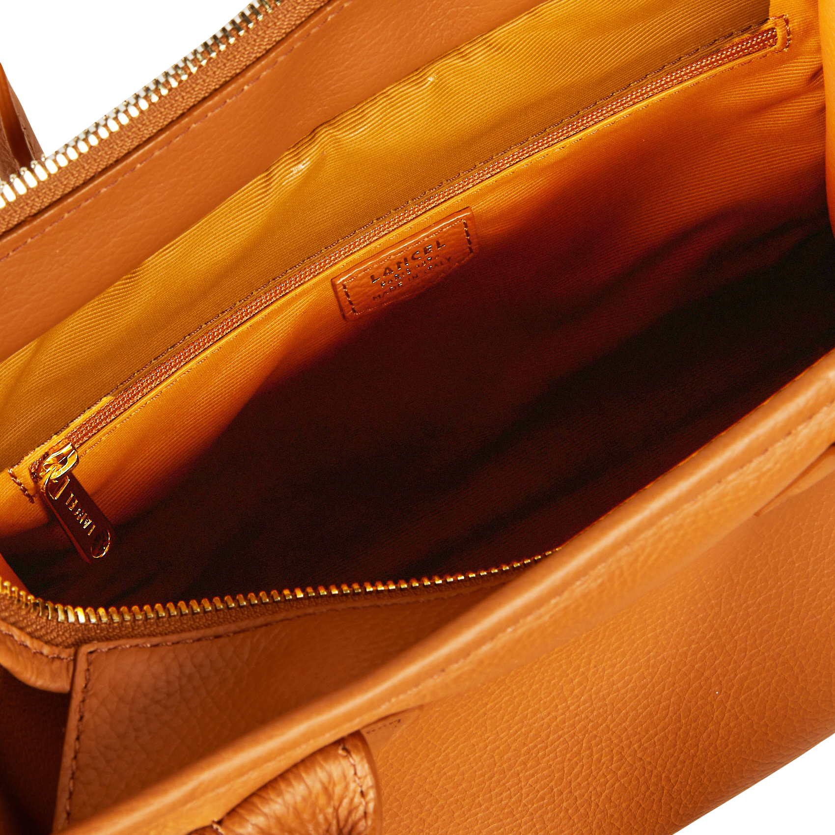 Sac porté main à logo débossé en cuir grainé LANCEL Beige