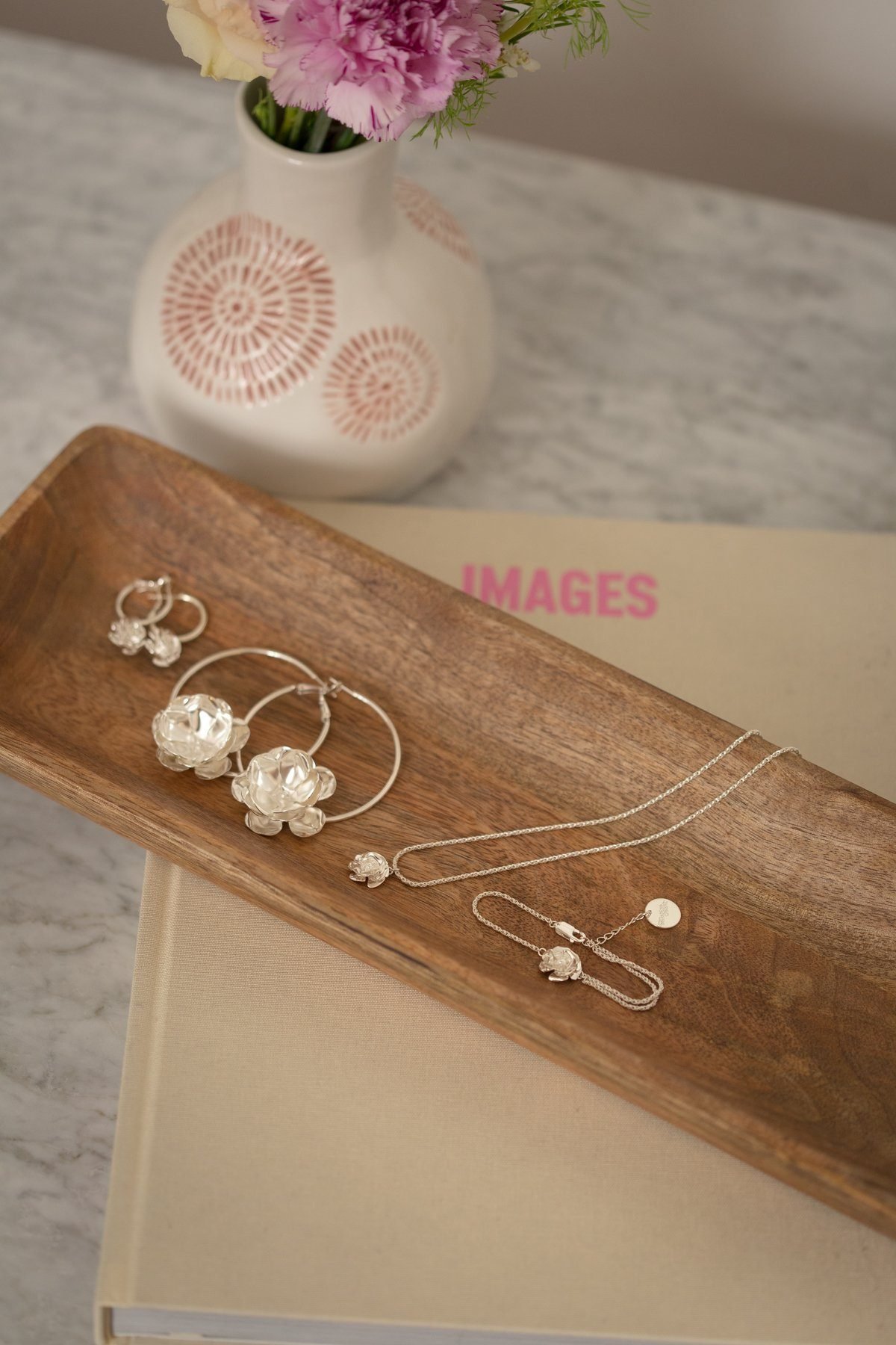 Small silver-plated flower hoop earrings Silver