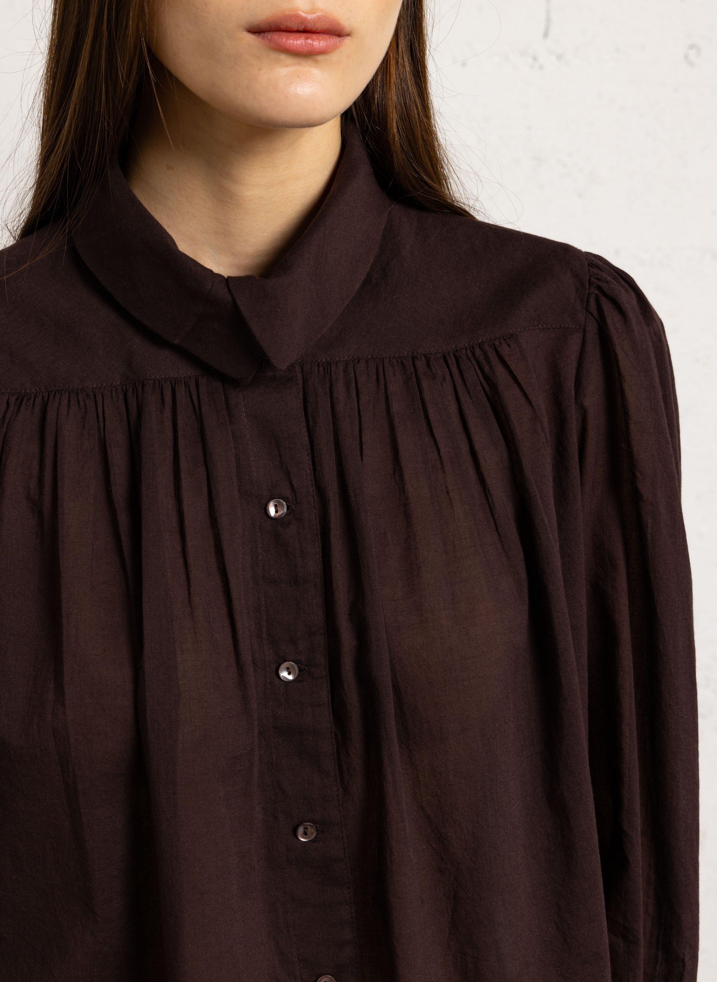 Kurzes Baumwollkleid mit Rundhalsausschnitt | Braun ANTIK BATIK Damen