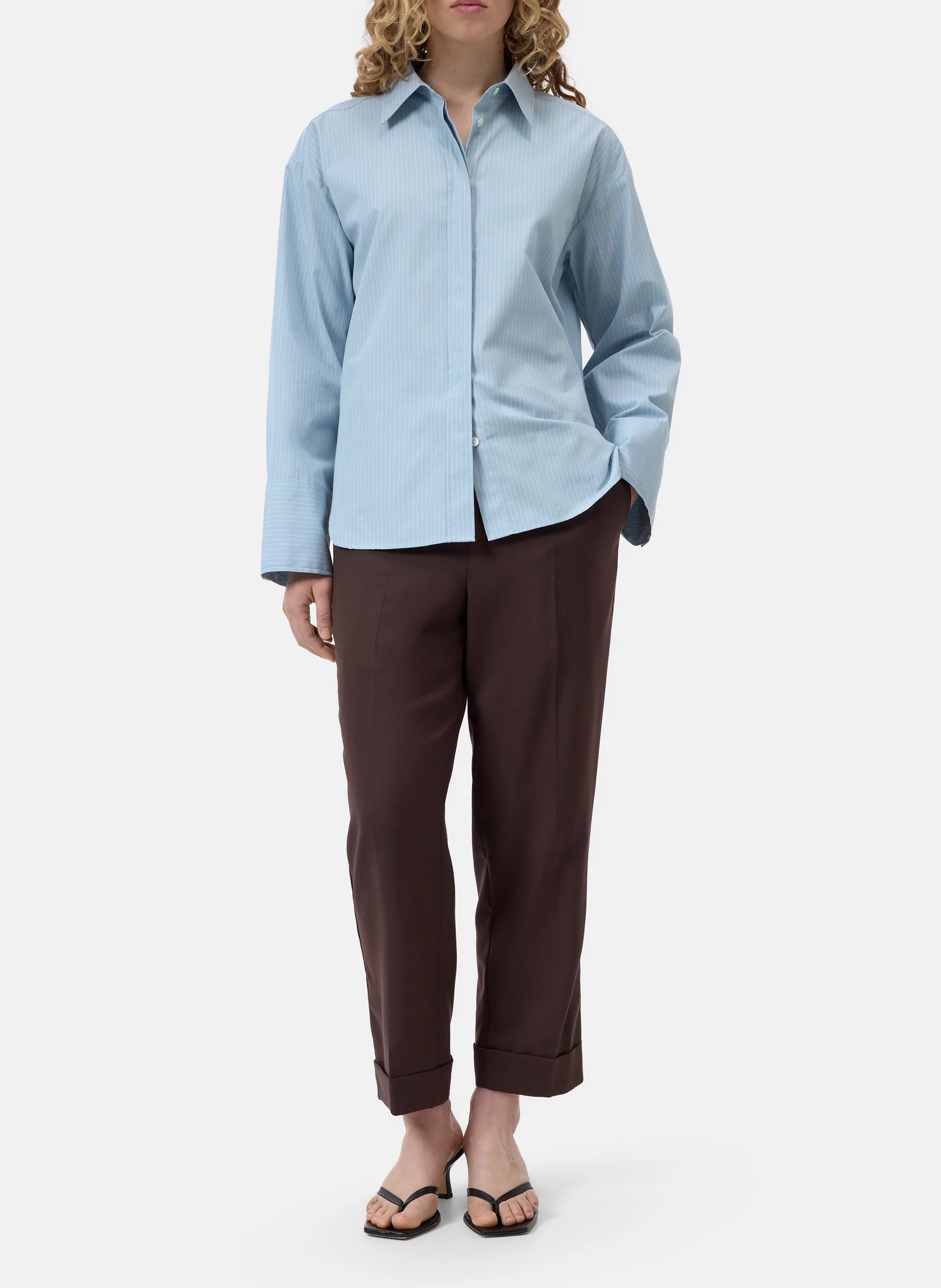 Rechte, gestreepte, katoenen blouse met klassieke kraag CLOSED Blauw