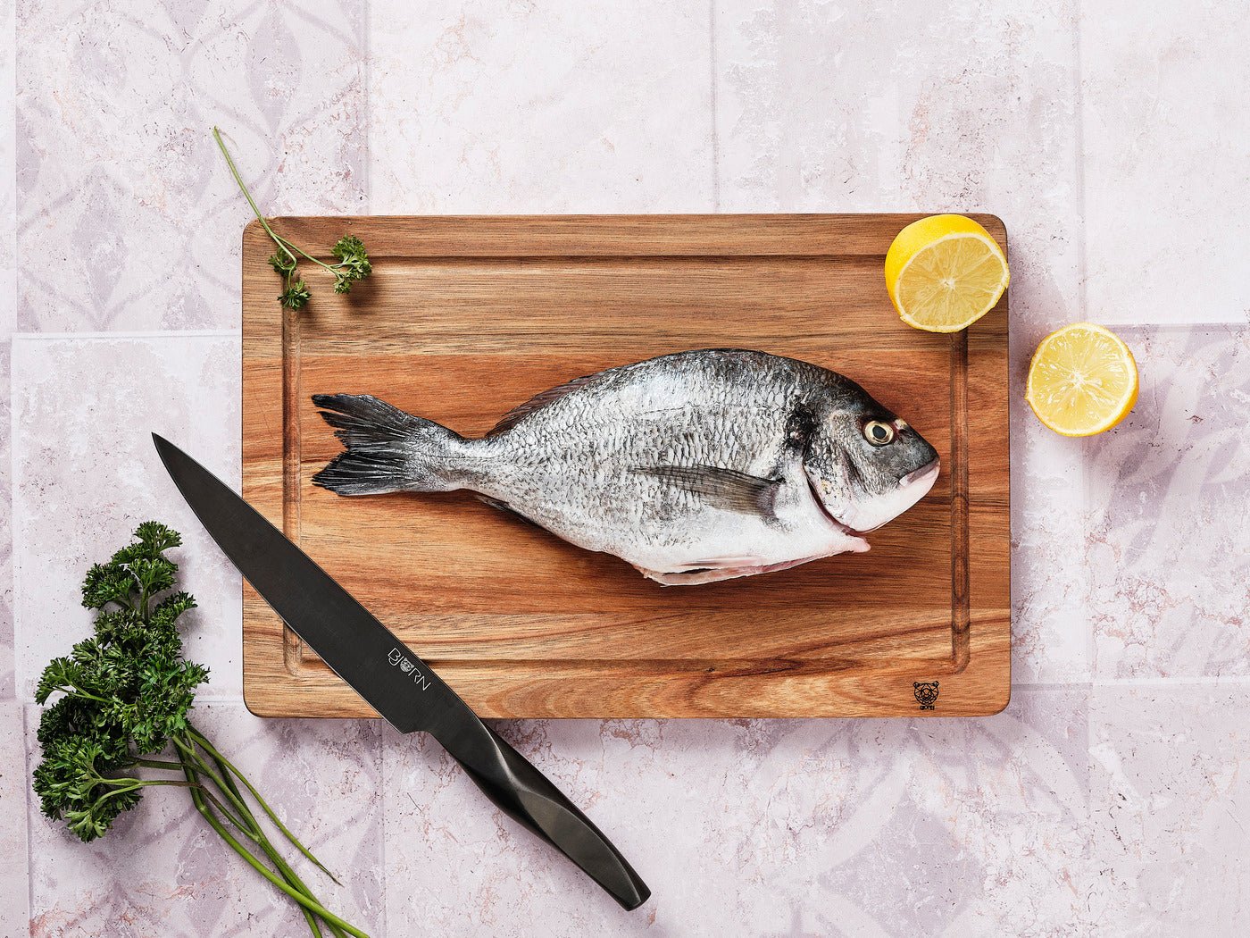 Acacia wood cutting board - 38 x 25cm BJORN Brown