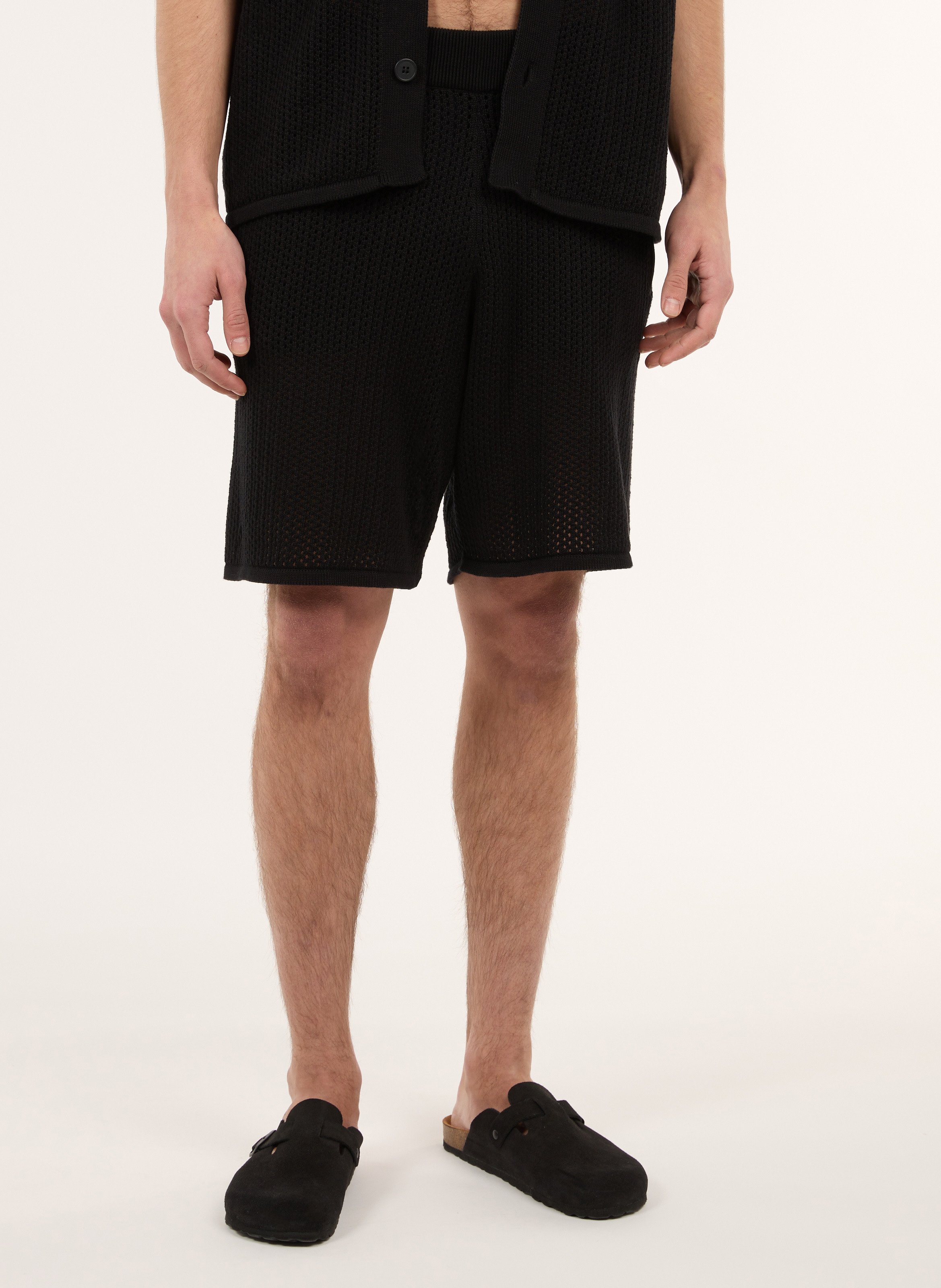 Gerade geschnittene Baumwollshorts SAISON 1865 Schwarz