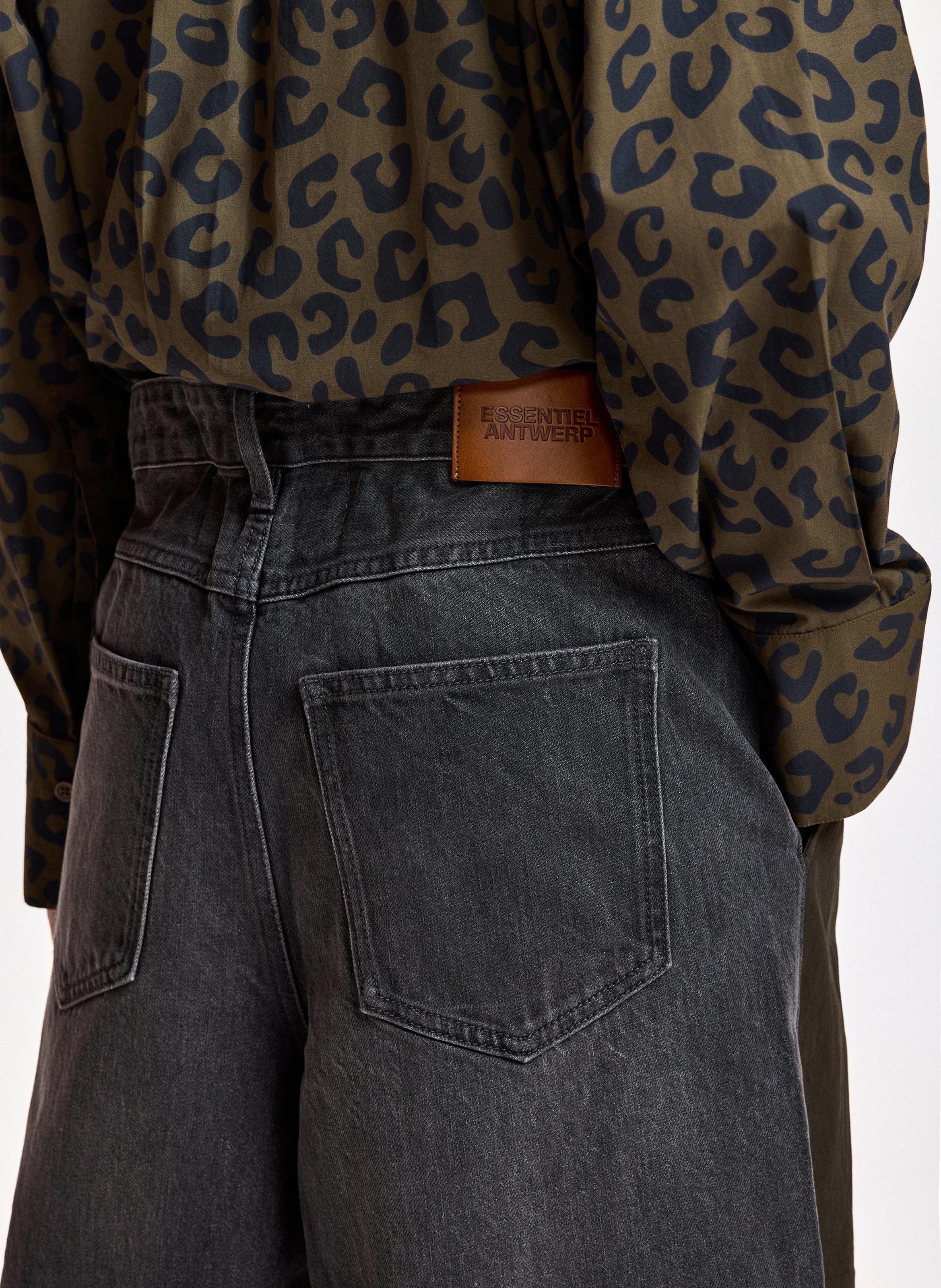 Weites Hose aus Baumwollmischung in Bimaterial ESSENTIEL ANTWERP Grun