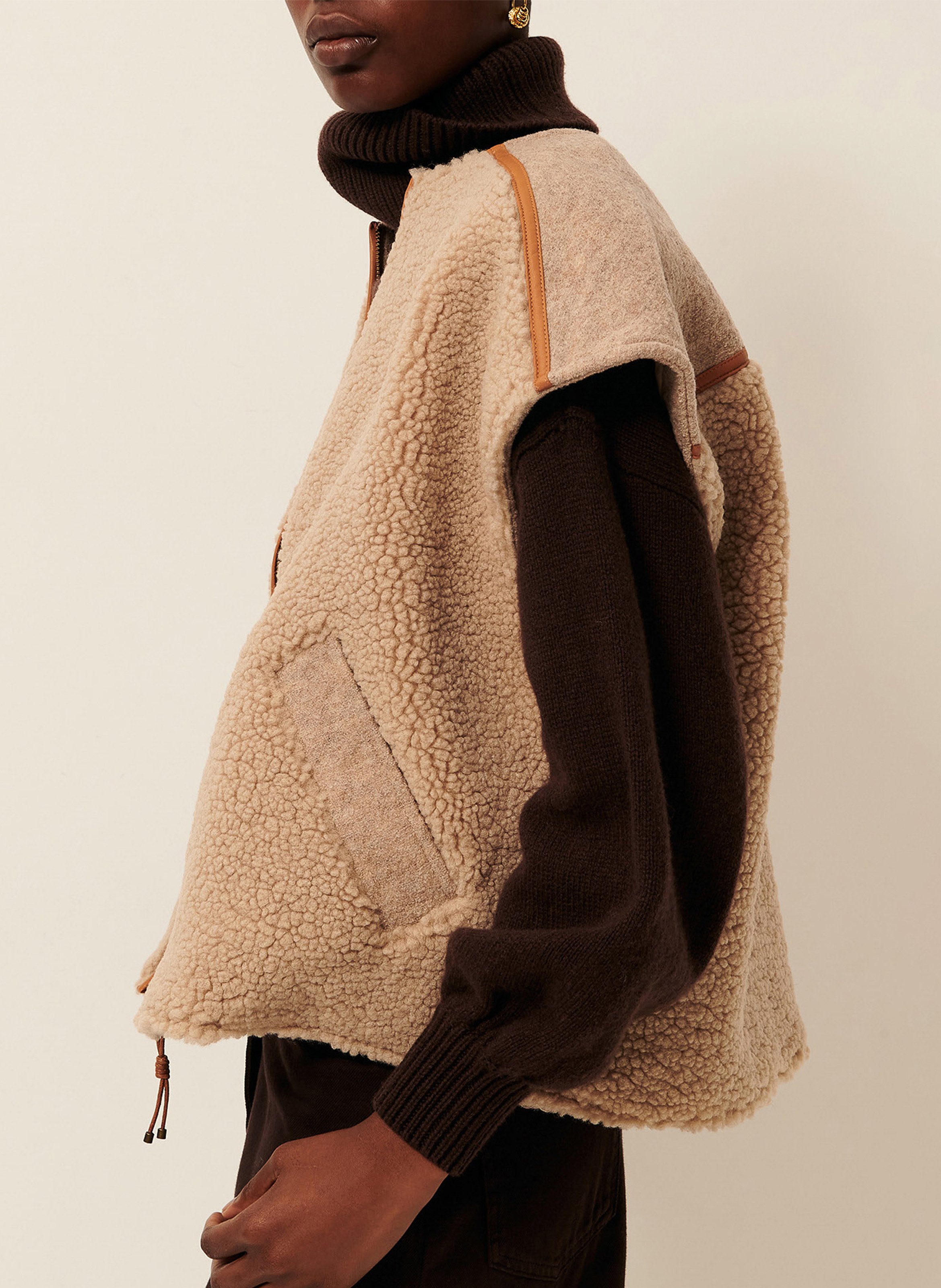 Sleeveless zip-up fur vest SESSUN Beige