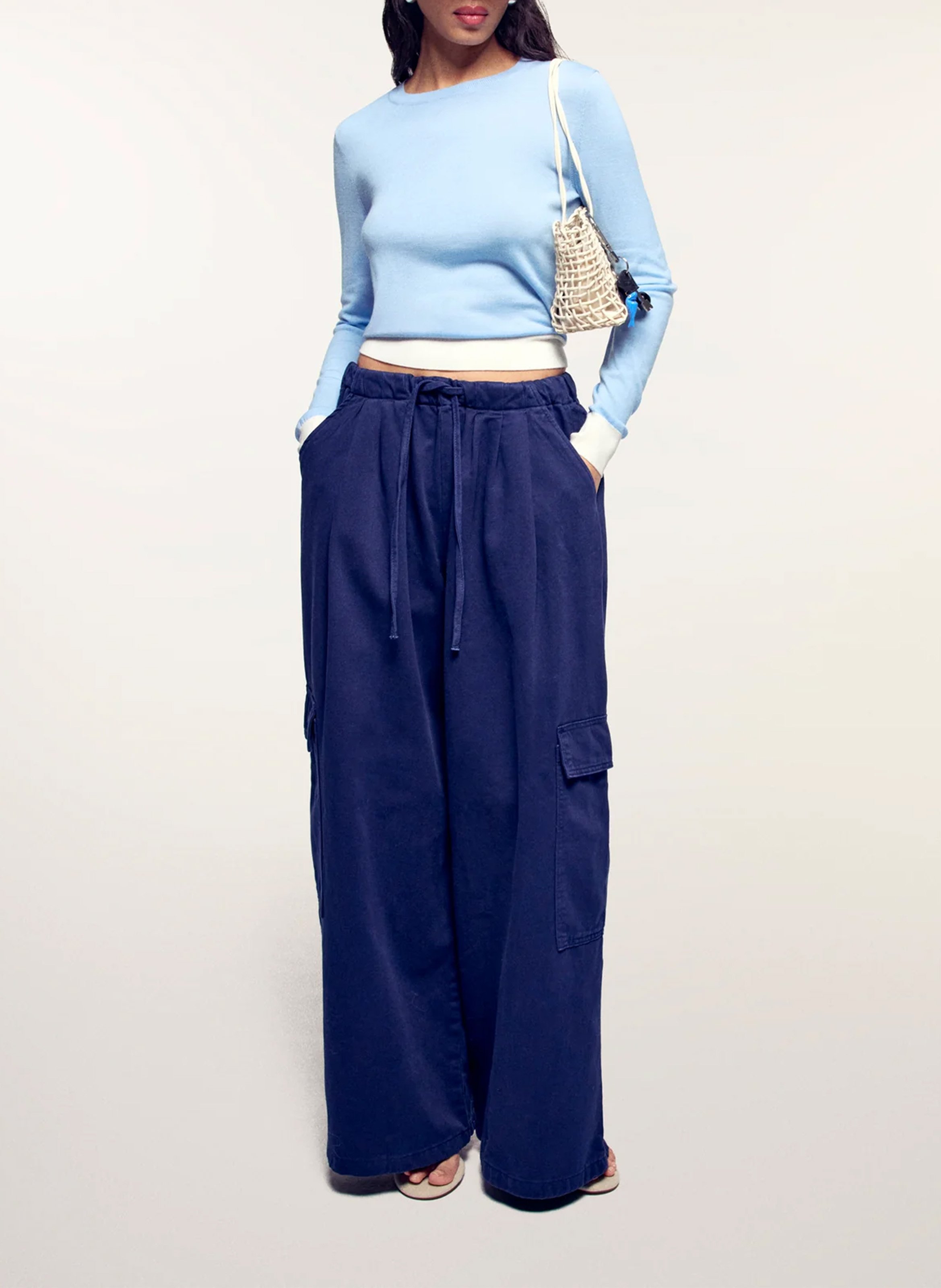 Pull droit col rond en laine FROM FUTURE Blue