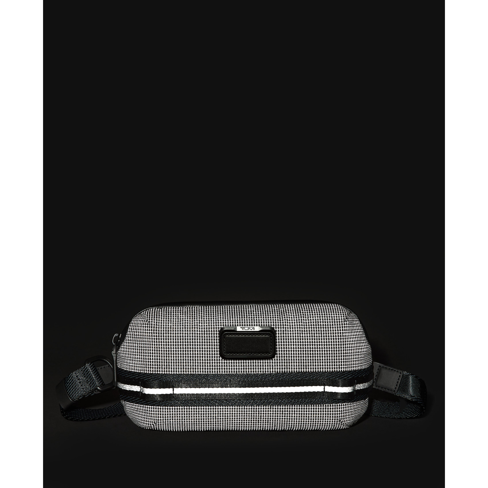 Alpha Bravo Small Shoulder Bag TUMI Black