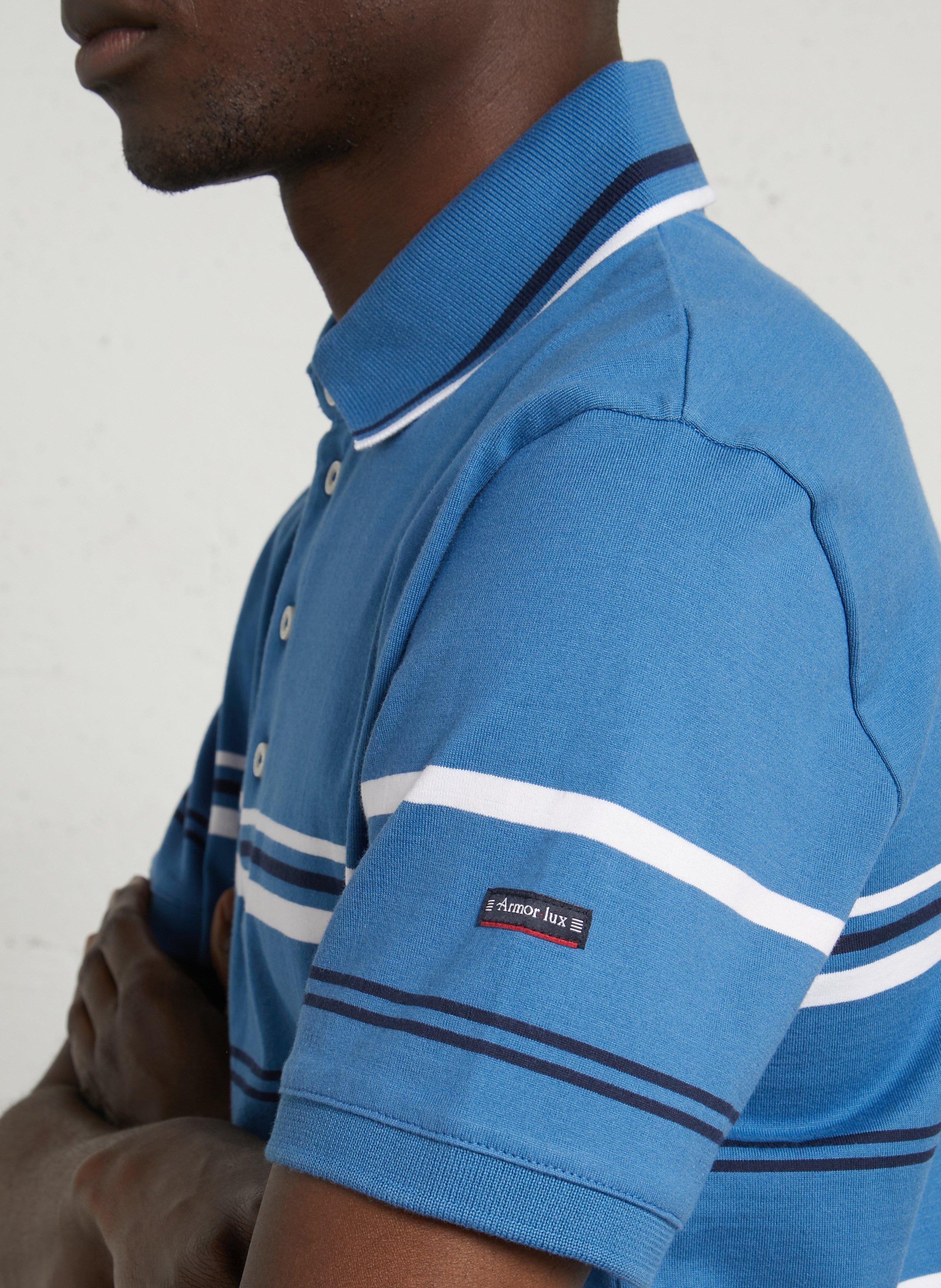 Gerader Polo mit kurzen Streifenärmeln. ARMOR LUX Blau