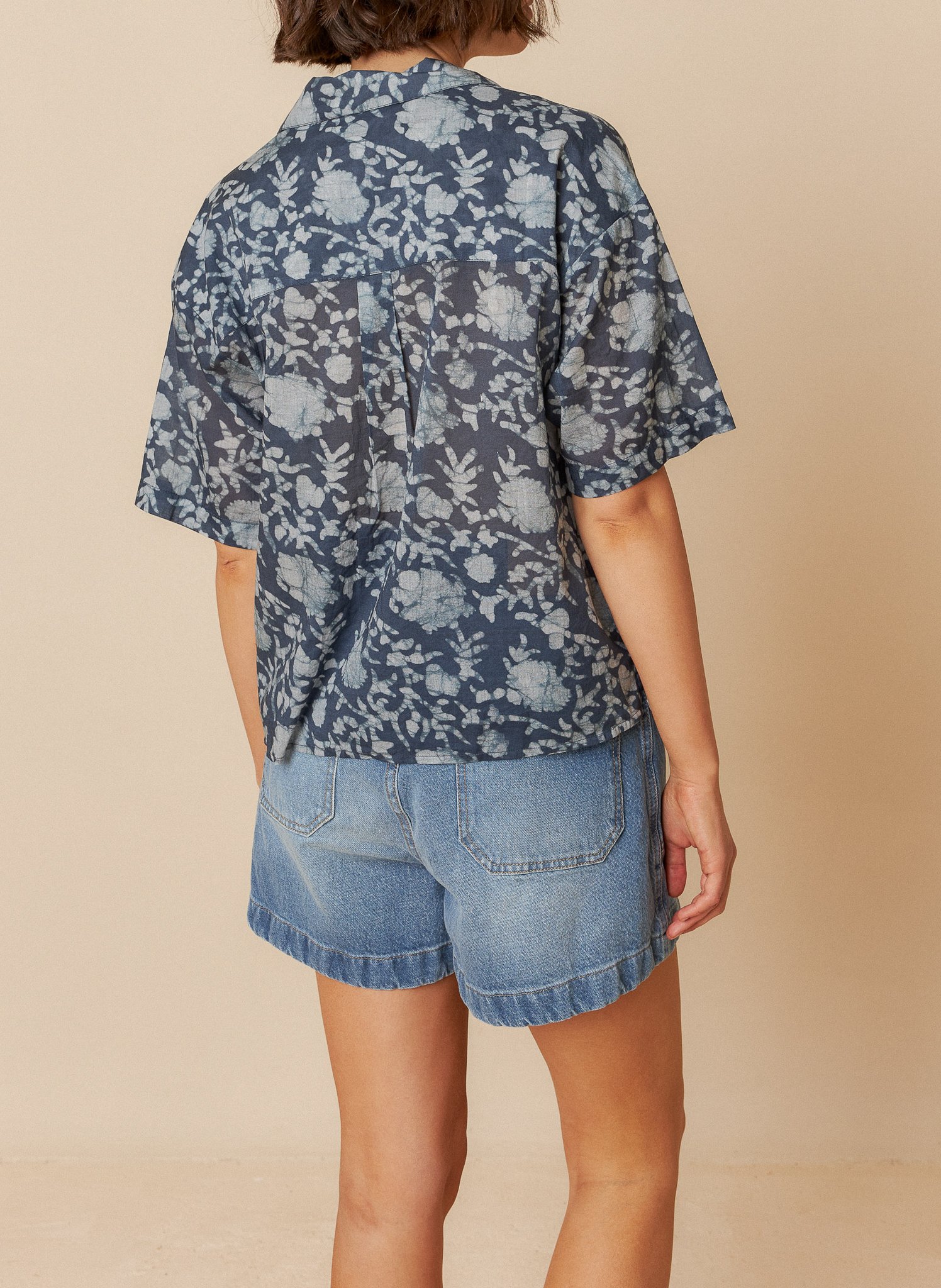 Bio-Baumwollbluse mit klassischem Kragen INDI & COLD Blau