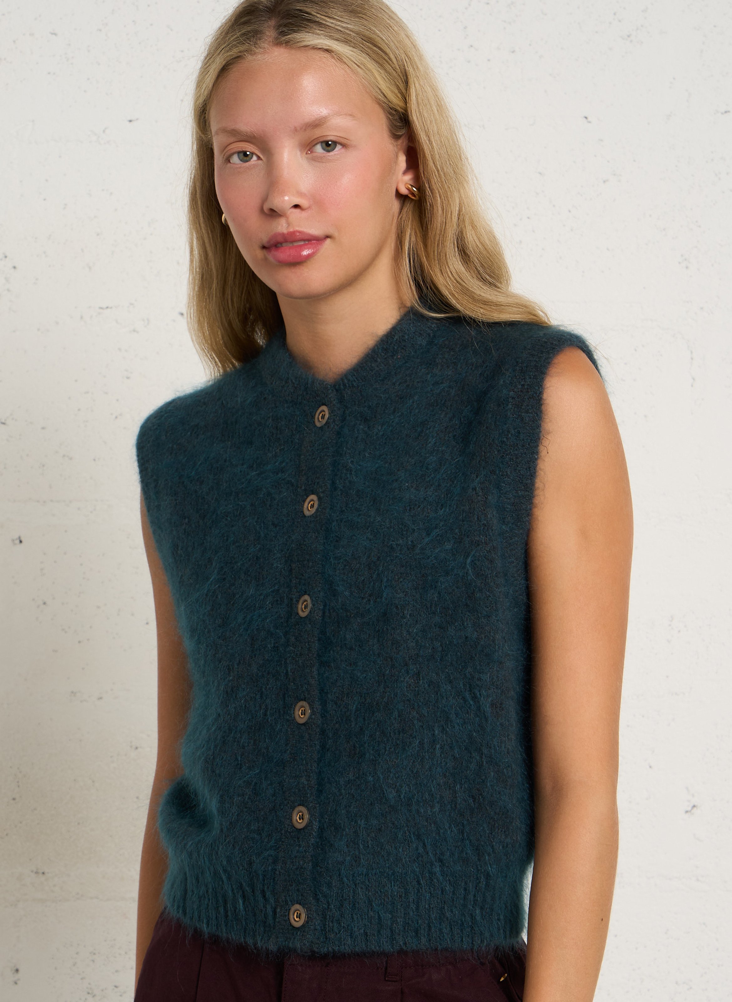 Sleeveless straight round neck mohair blend vest MAISON 123 Blue