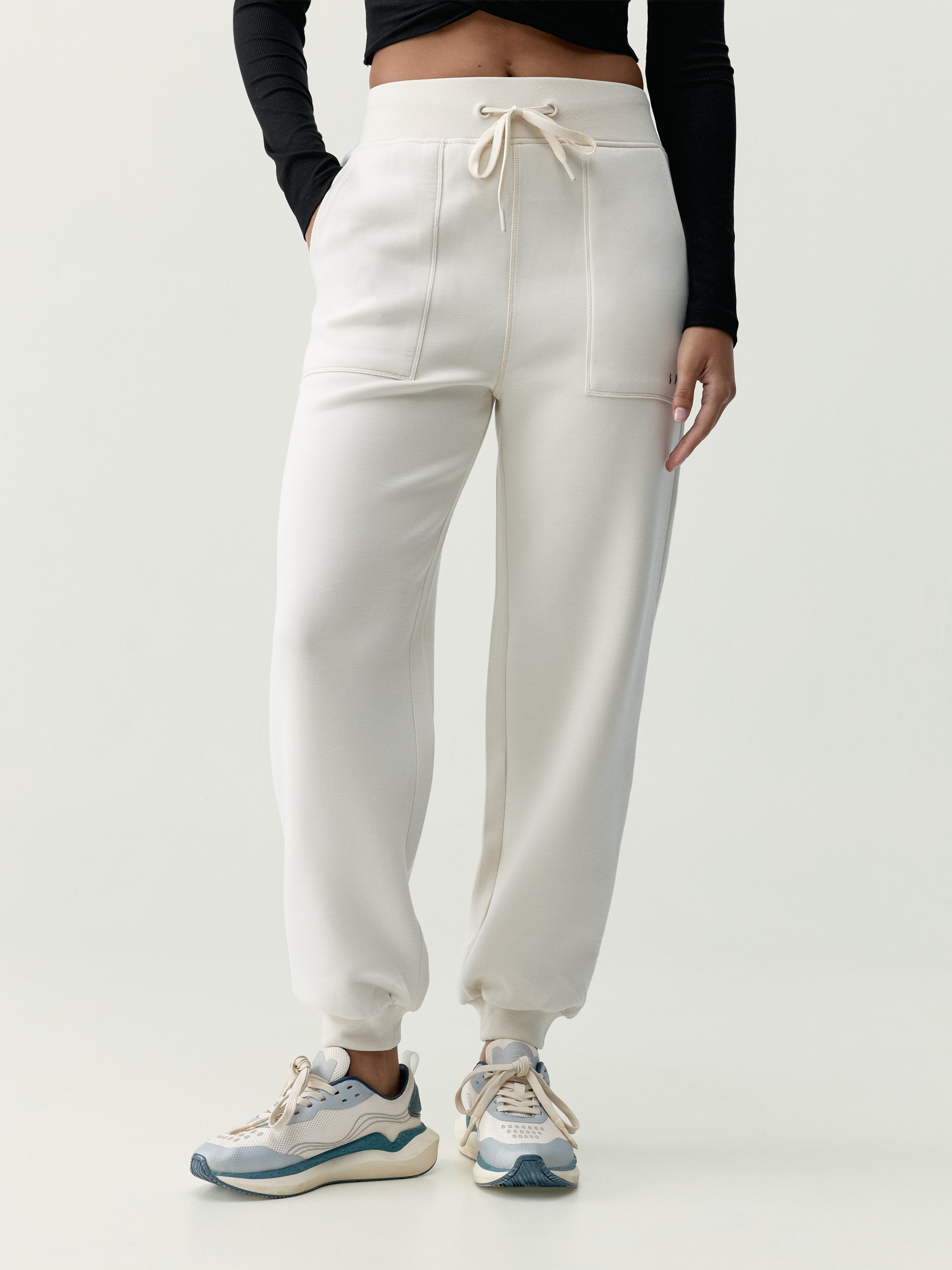 Women's BLOOM quick-drying soft-touch sports joggers BORN