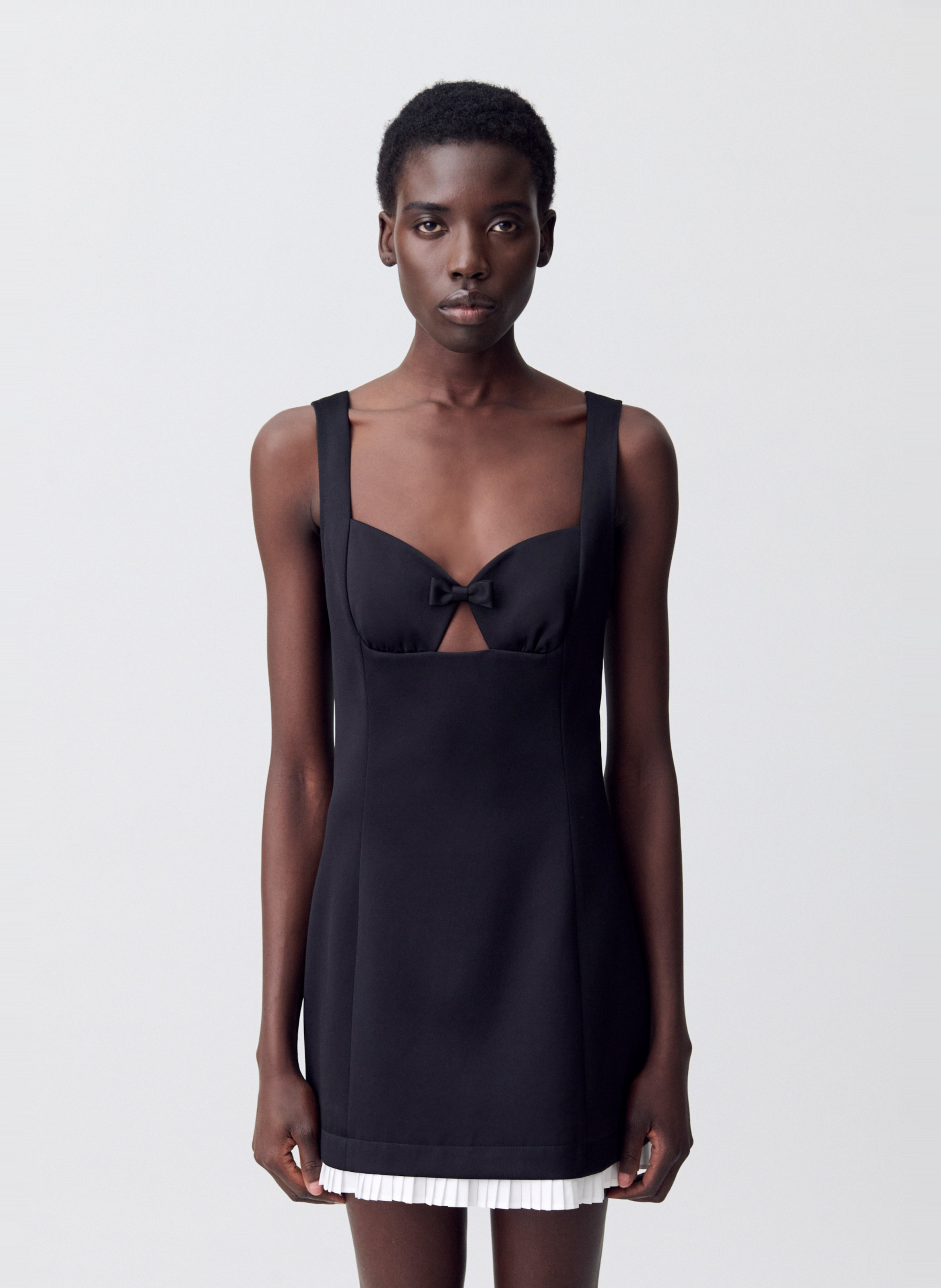 Robe courte unie à nœud CLAUDIE PIERLOT Noir