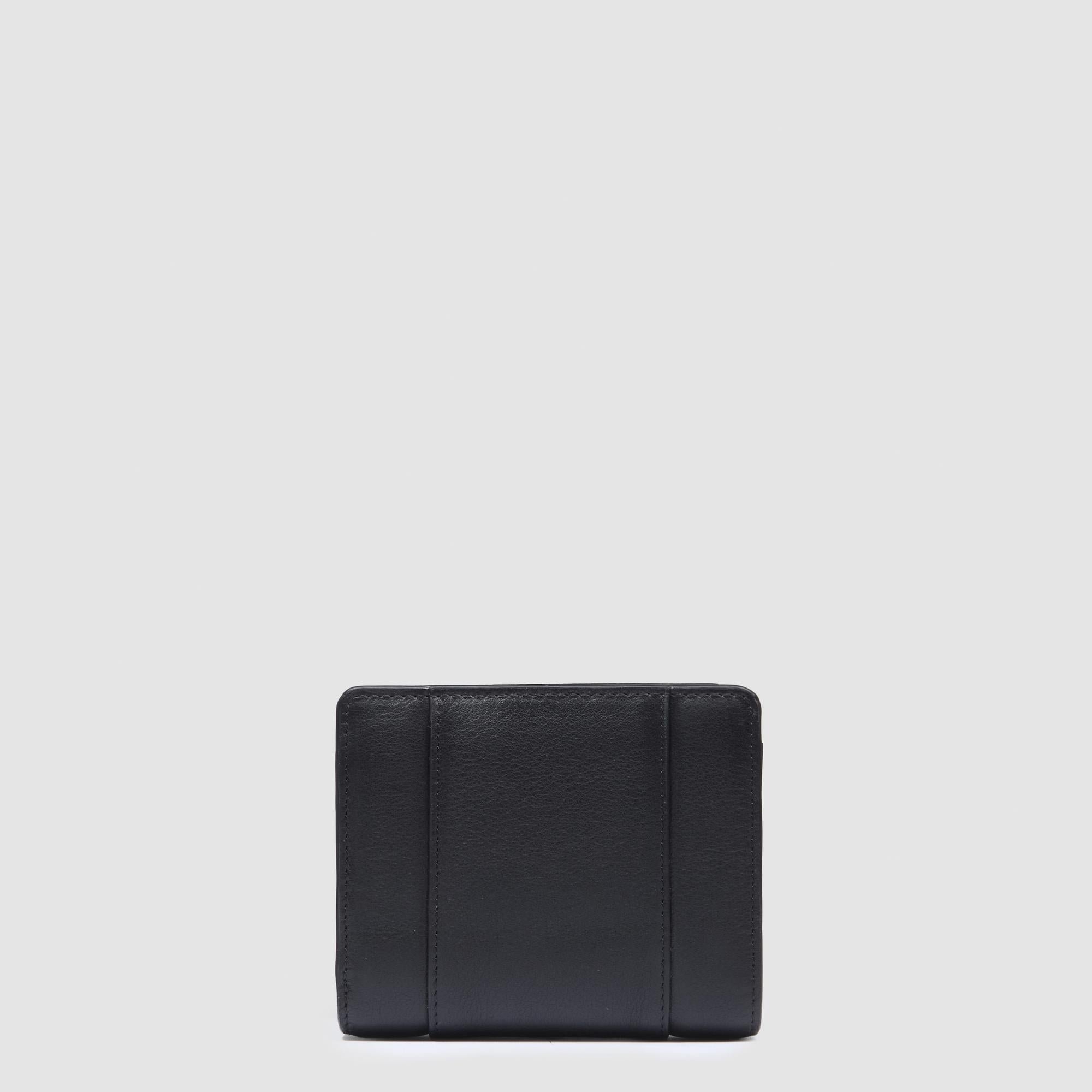 Petite taille, portefeuille pour femmes à deux volets PIQUADRO Black