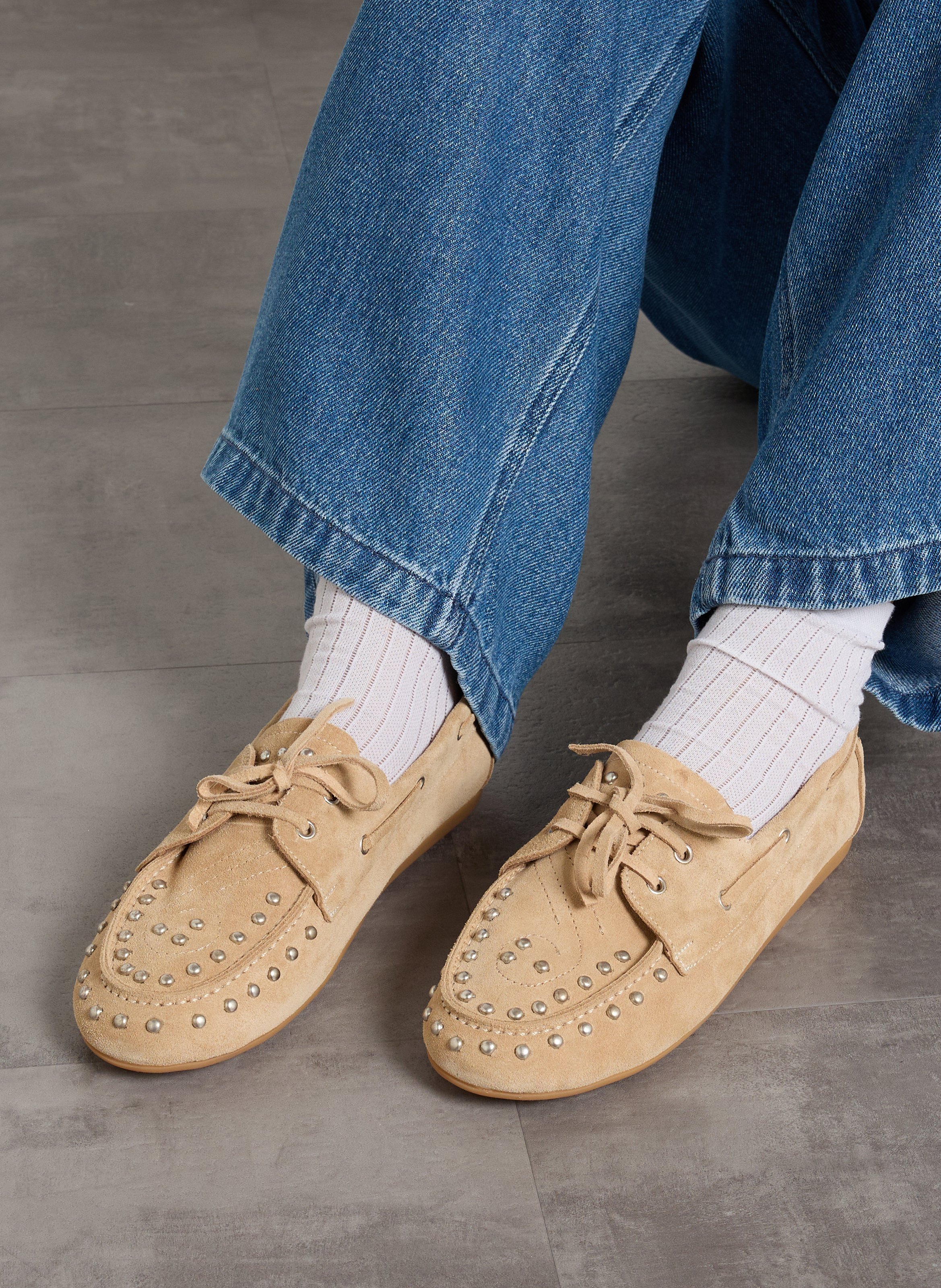 Chaussures bateau en cuir velours REQINS Beige