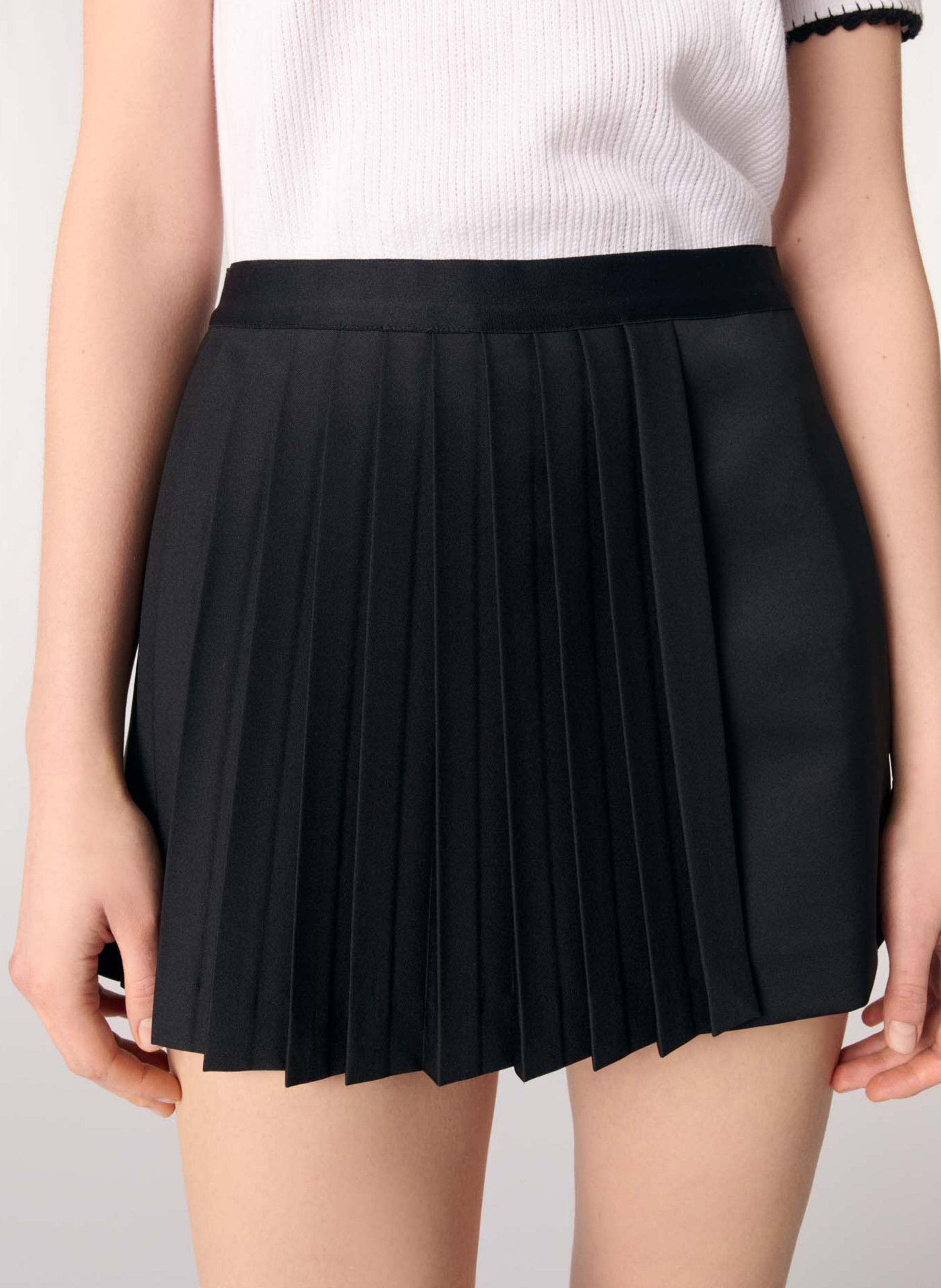 Pleated wrap shorts MAJE Black
