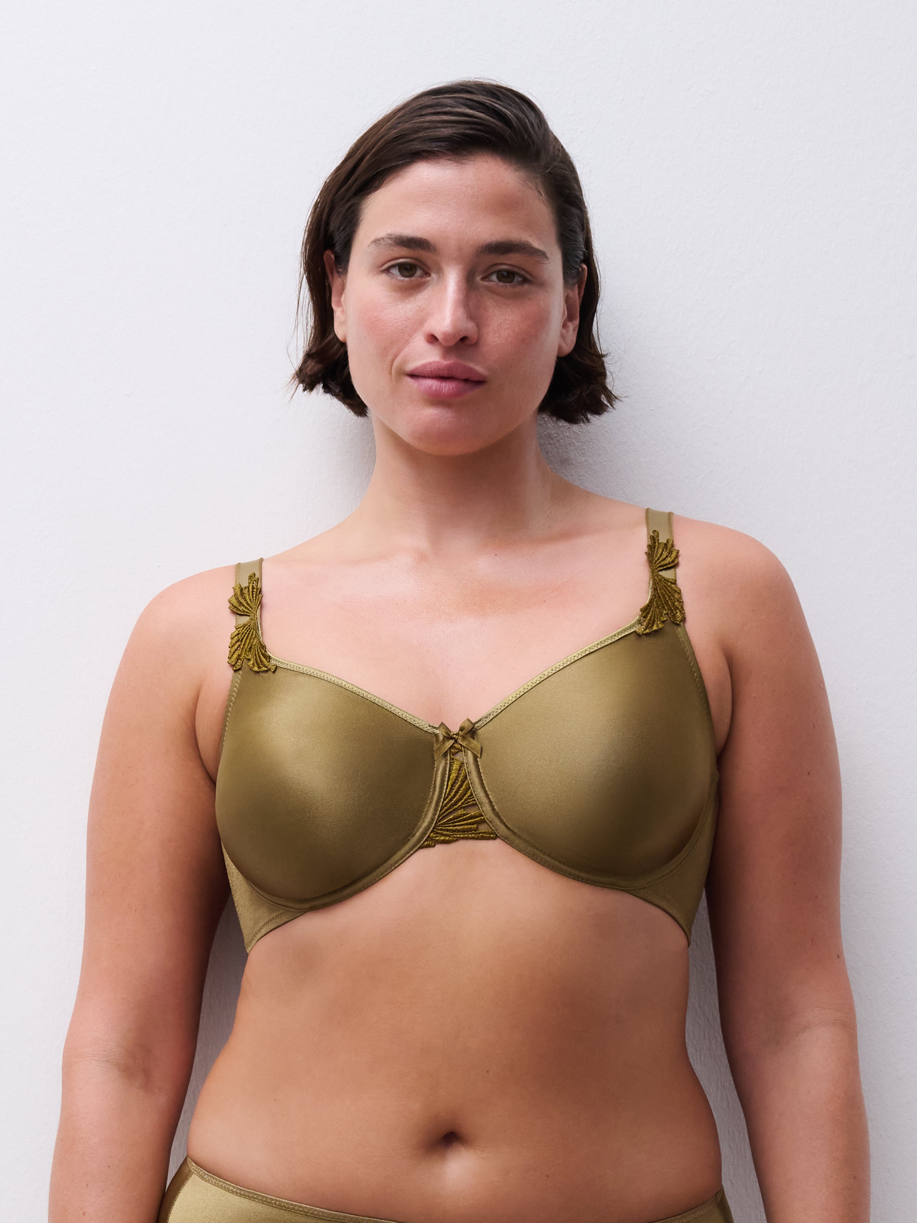 Moulded full-cup bra CHANTELLE