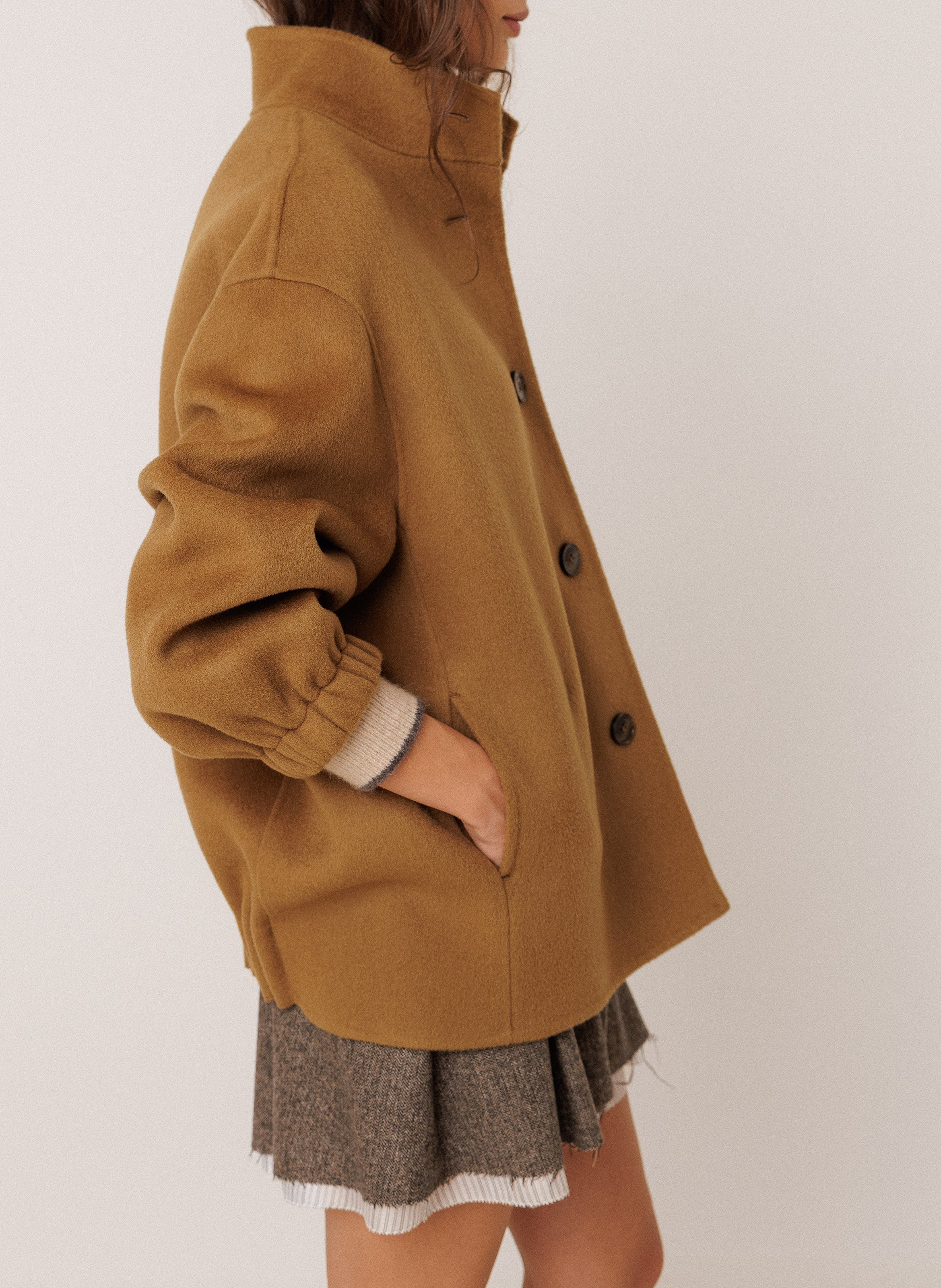 Weite Wolljacke mit Stehkragen INDI & COLD Braun
