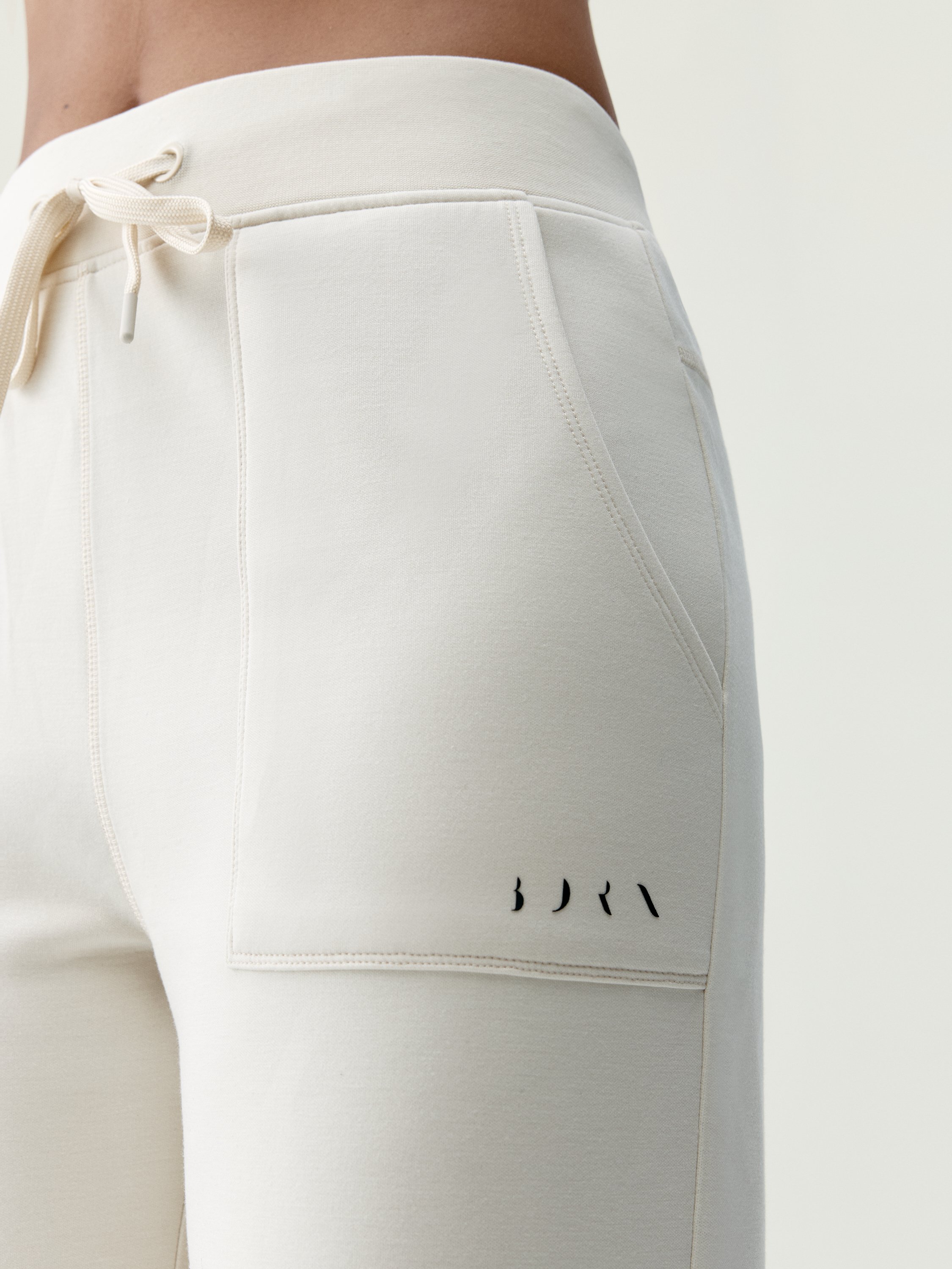Women's BLOOM quick-drying soft-touch sports joggers BORN Beige