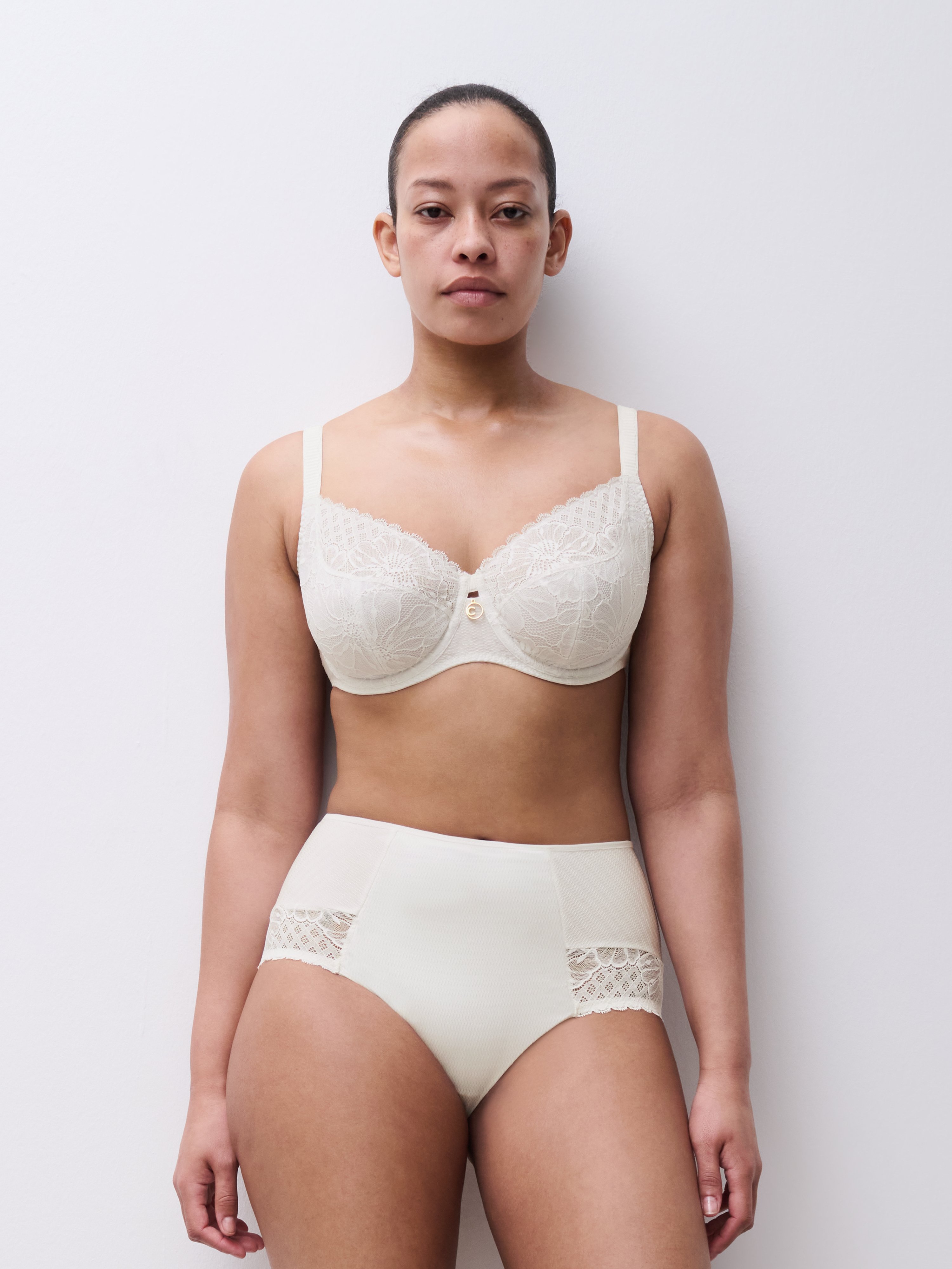 Full-cup bra CHANTELLE White