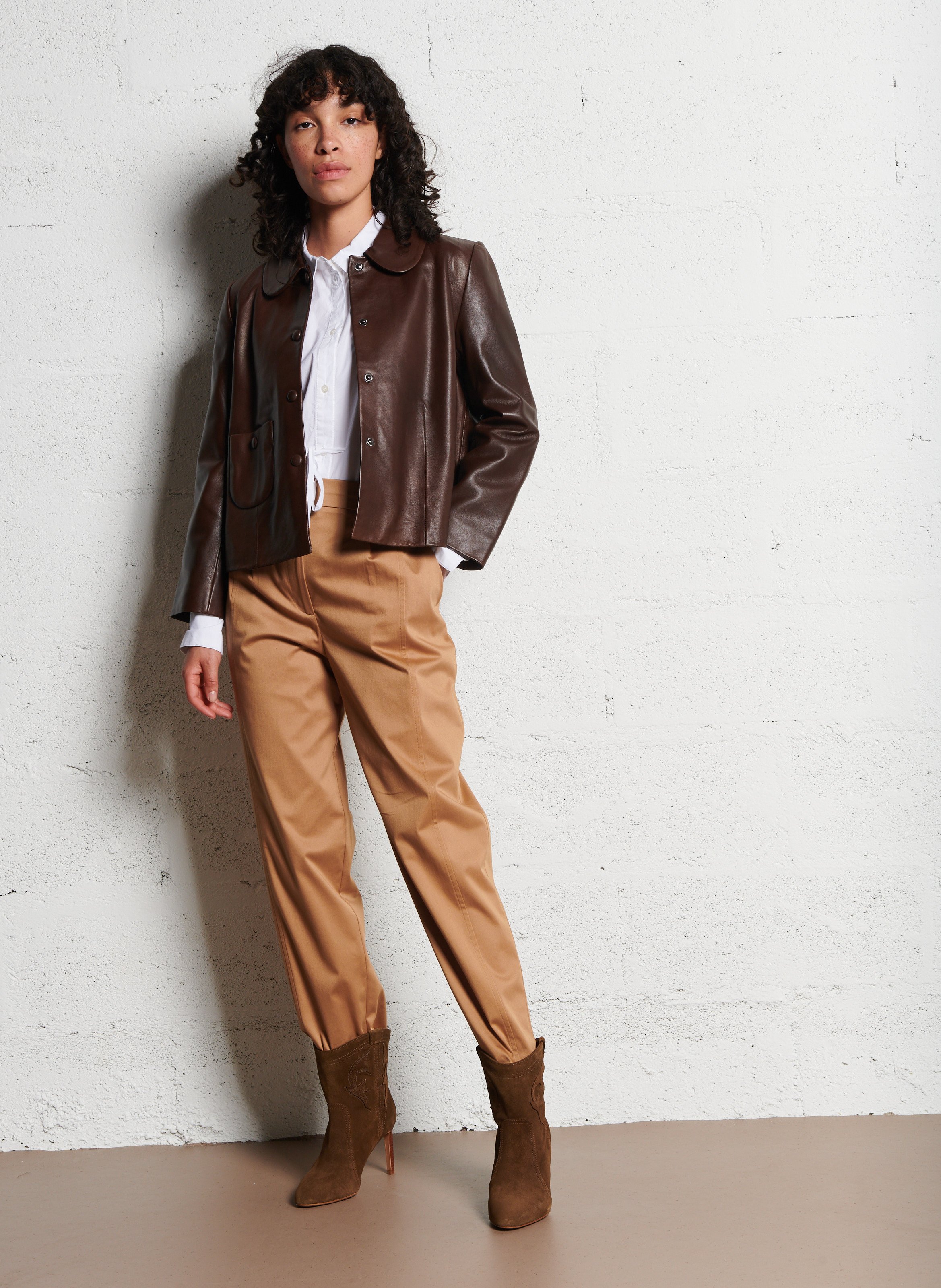 Leren jasje met kraagje met ronde punten BA&SH Bruin